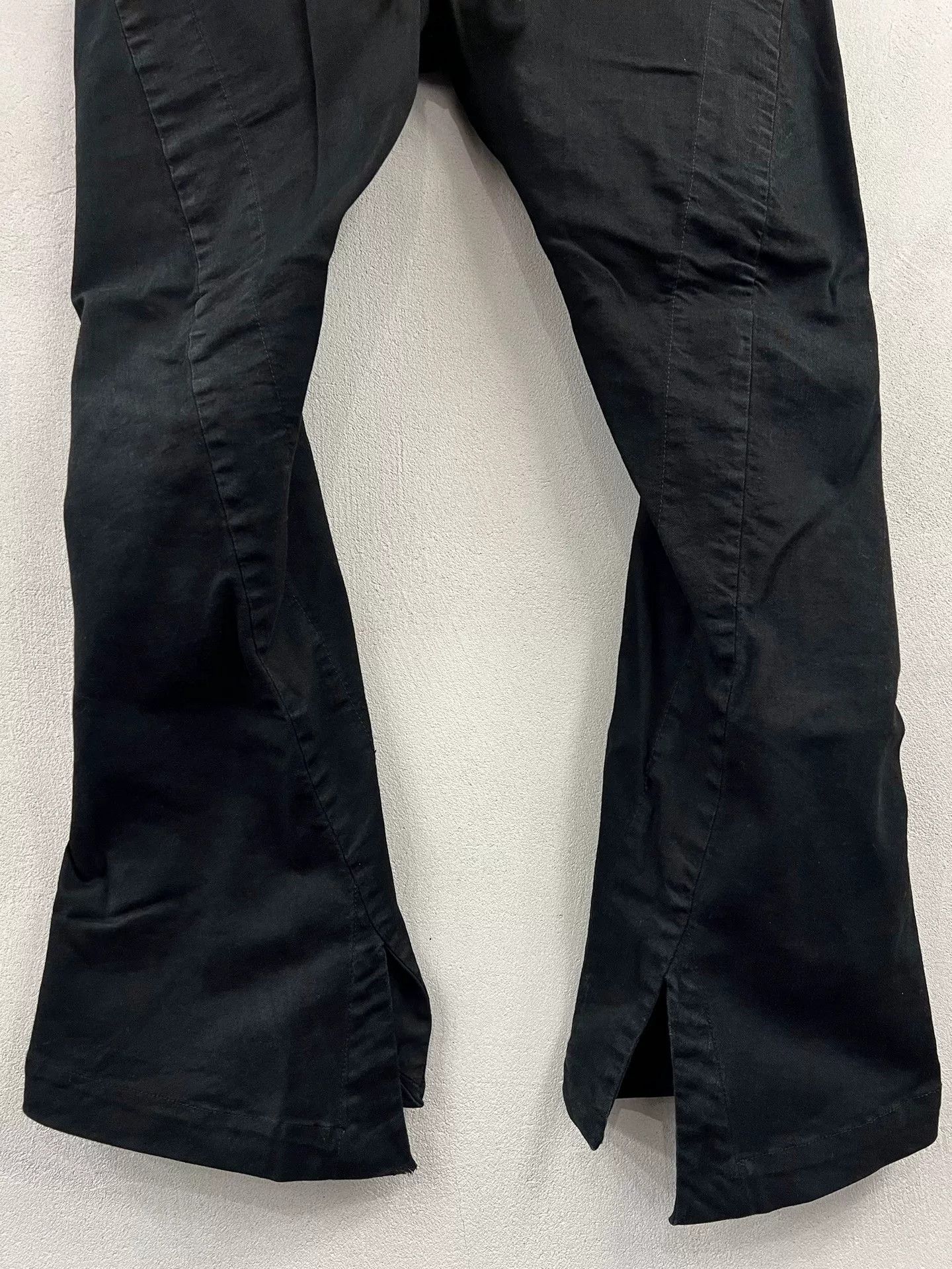 Julius Spiral Black Flared Jeans by Julius_7 Size 26" / US 2 / IT 38 - 4 Thumbnail