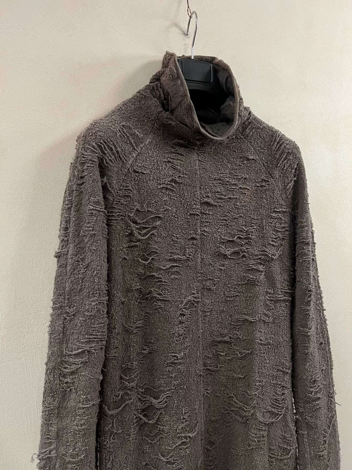 Julius Julius_7 Distressed High Neck Long Sleeve Top Size US M / EU 48-50 / 2 - 2 Thumbnail
