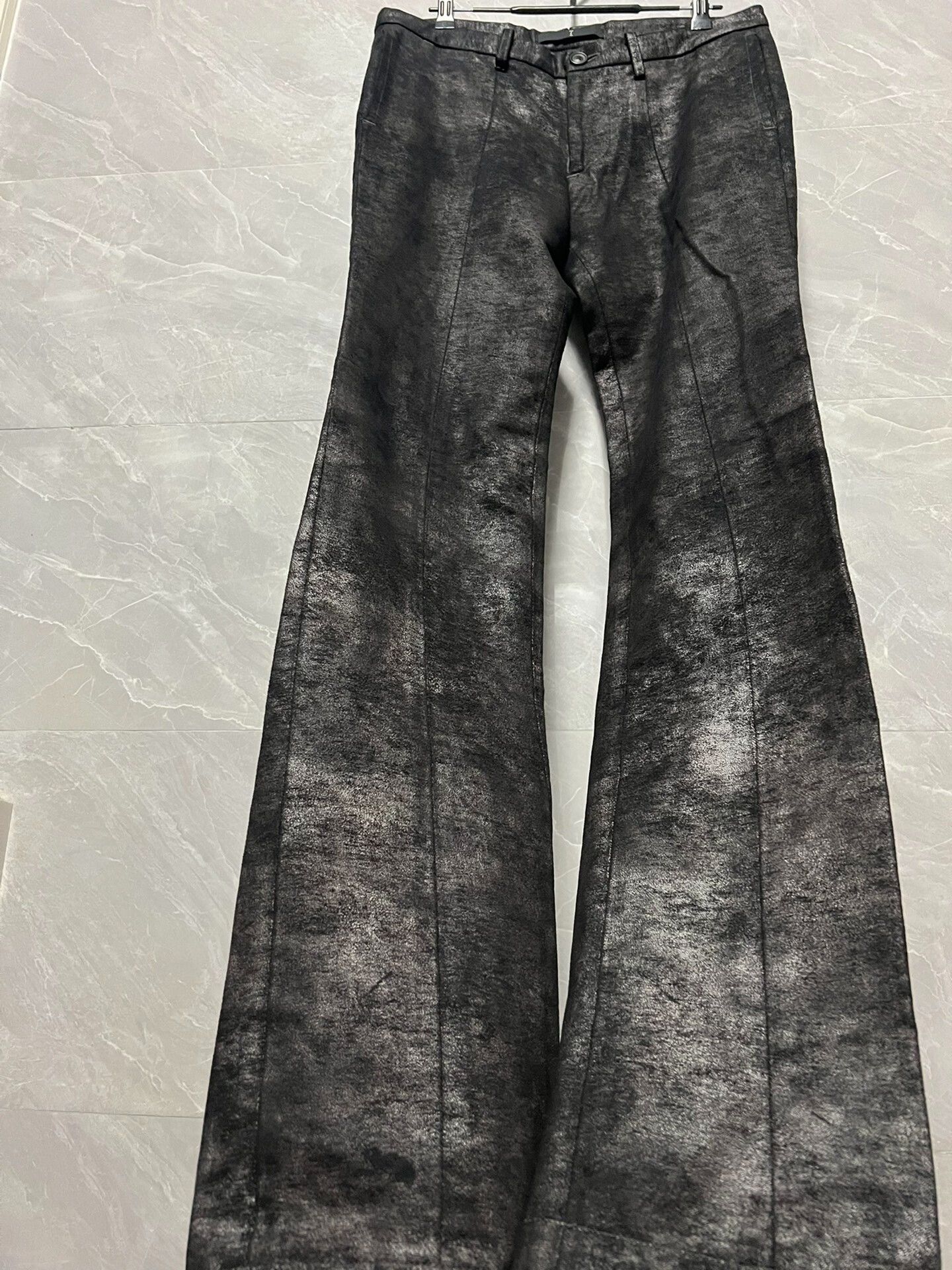 Julius Julius 7 Distressed Silver Gray Pants Size US 26 / EU 42 - 4 Thumbnail