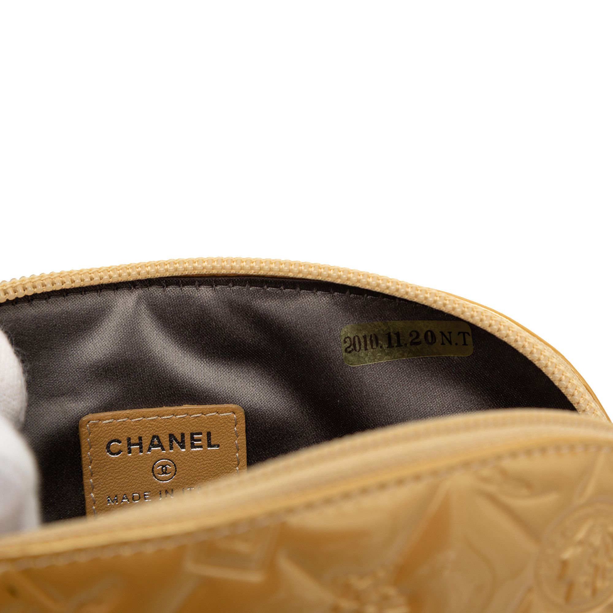 Chanel Chanel Quilted Patent Precious Symbols Pouch Size ONE SIZE - 6 Thumbnail