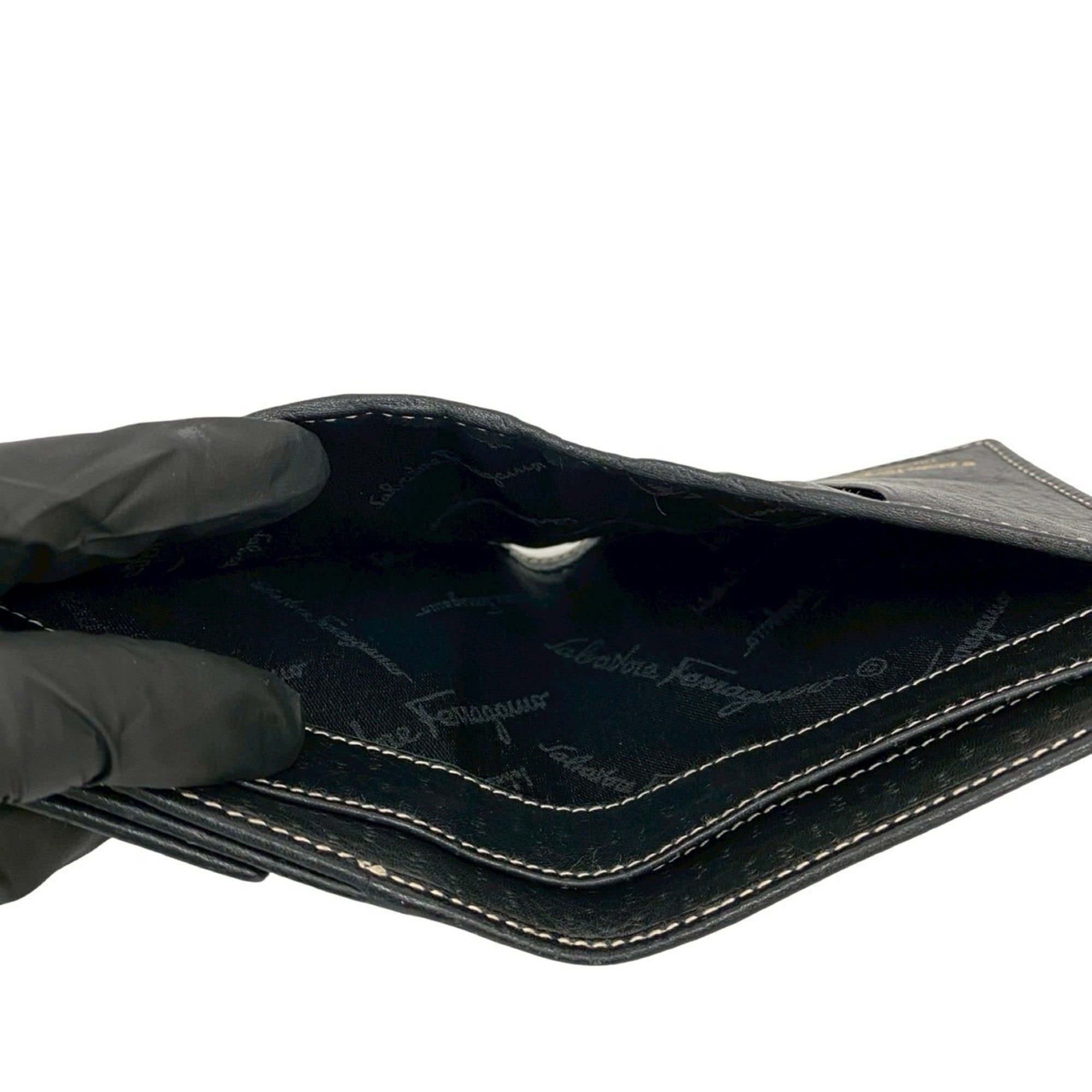 Salvatore Ferragamo Salvatore Ferragamo Gancini Leather Bifold Wallet in Black 40515 Size ONE SIZE - 8 Thumbnail