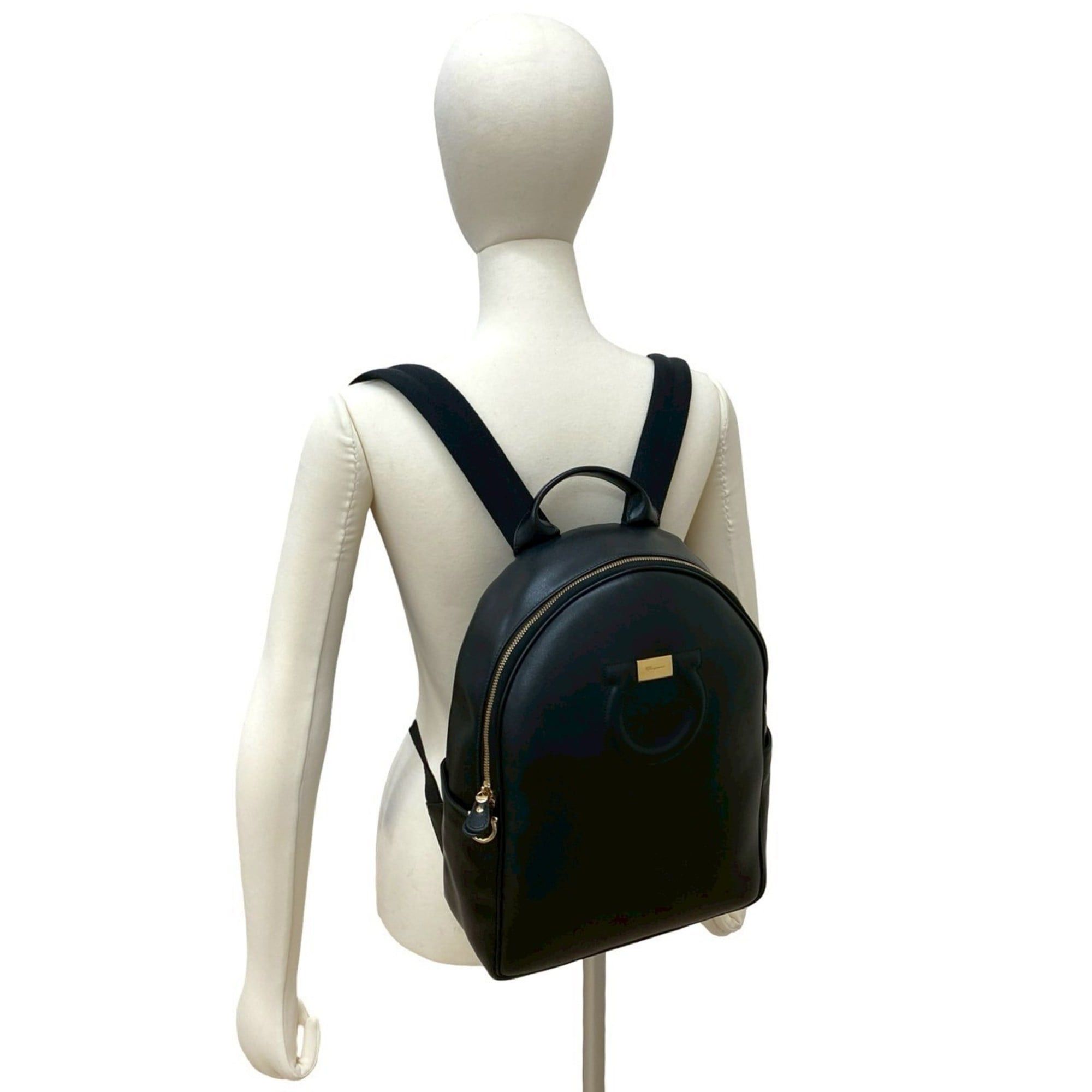 Salvatore Ferragamo Salvatore Ferragamo Gancini logo stitched leather backpack in black (50900) Size ONE SIZE - 2 Thumbnail