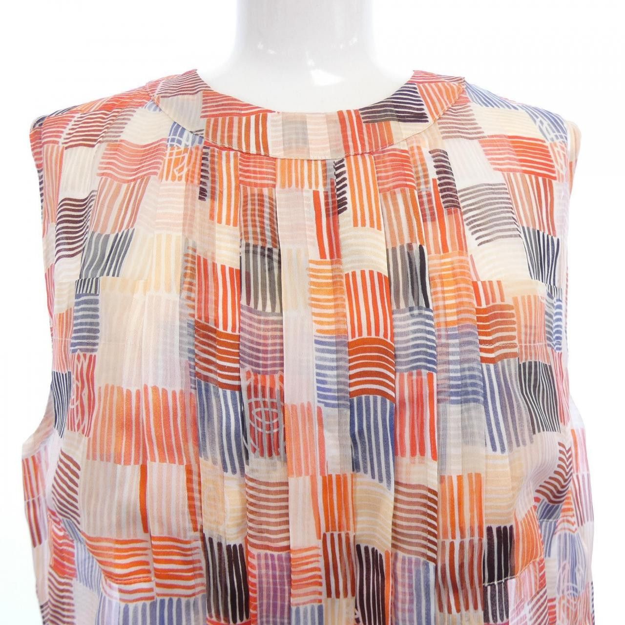 Chanel Chanel Chanel P56042V42201 Silk Top Textile Tops P56042V42201 DUTY FREE for USA Size ONE SIZE - 6 Thumbnail