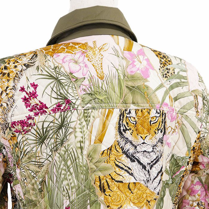 Salvatore Ferragamo Salvatore Ferragamo Salvatore Ferragamo Nylon Silk Padded Jacket Textile Outerwear DUTY FREE for USA Size ONE SIZE - 12 Thumbnail