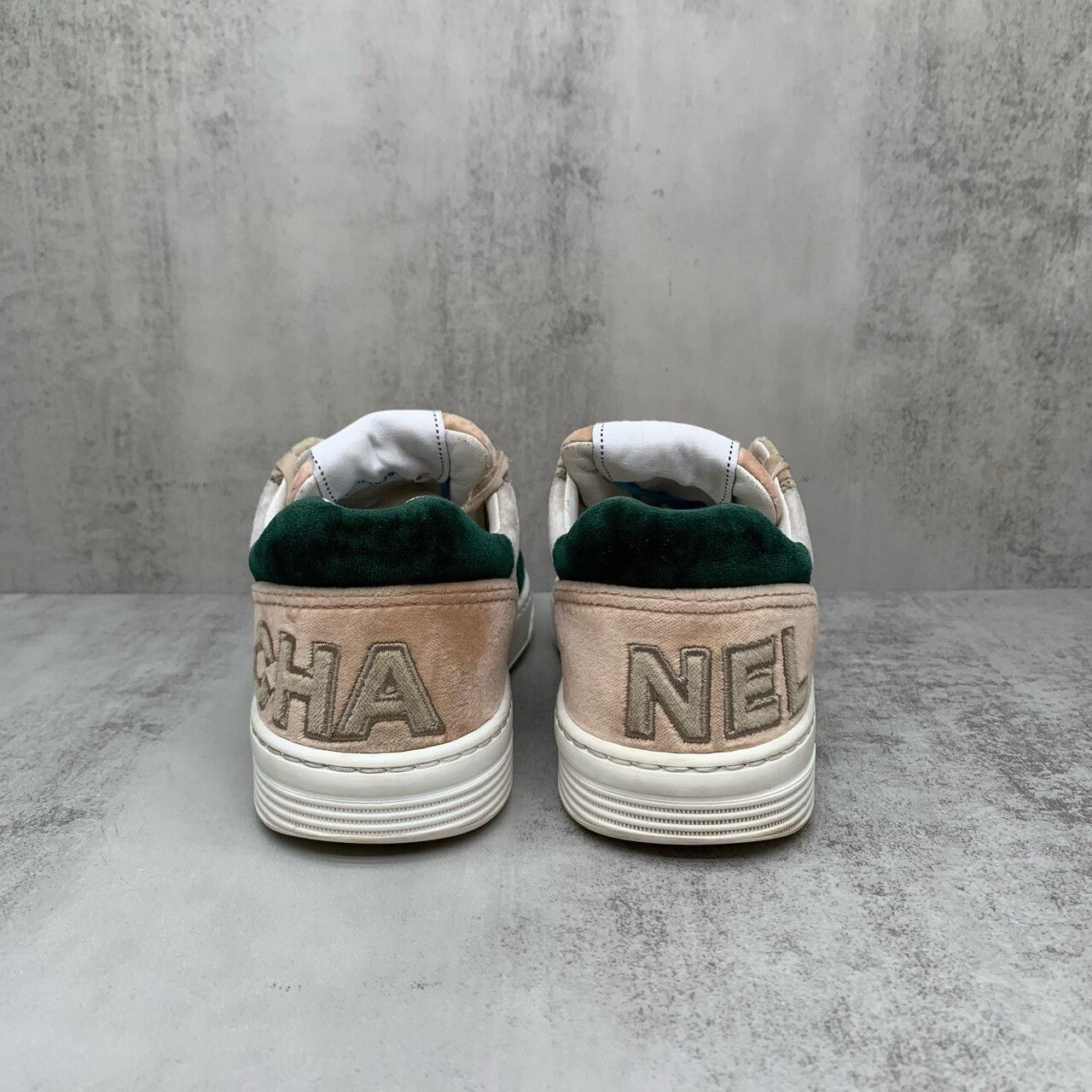 Chanel Chanel Velvet Panel Sneakers Size 35.5 Size US 4.5 / IT 34.5 - 5 Thumbnail