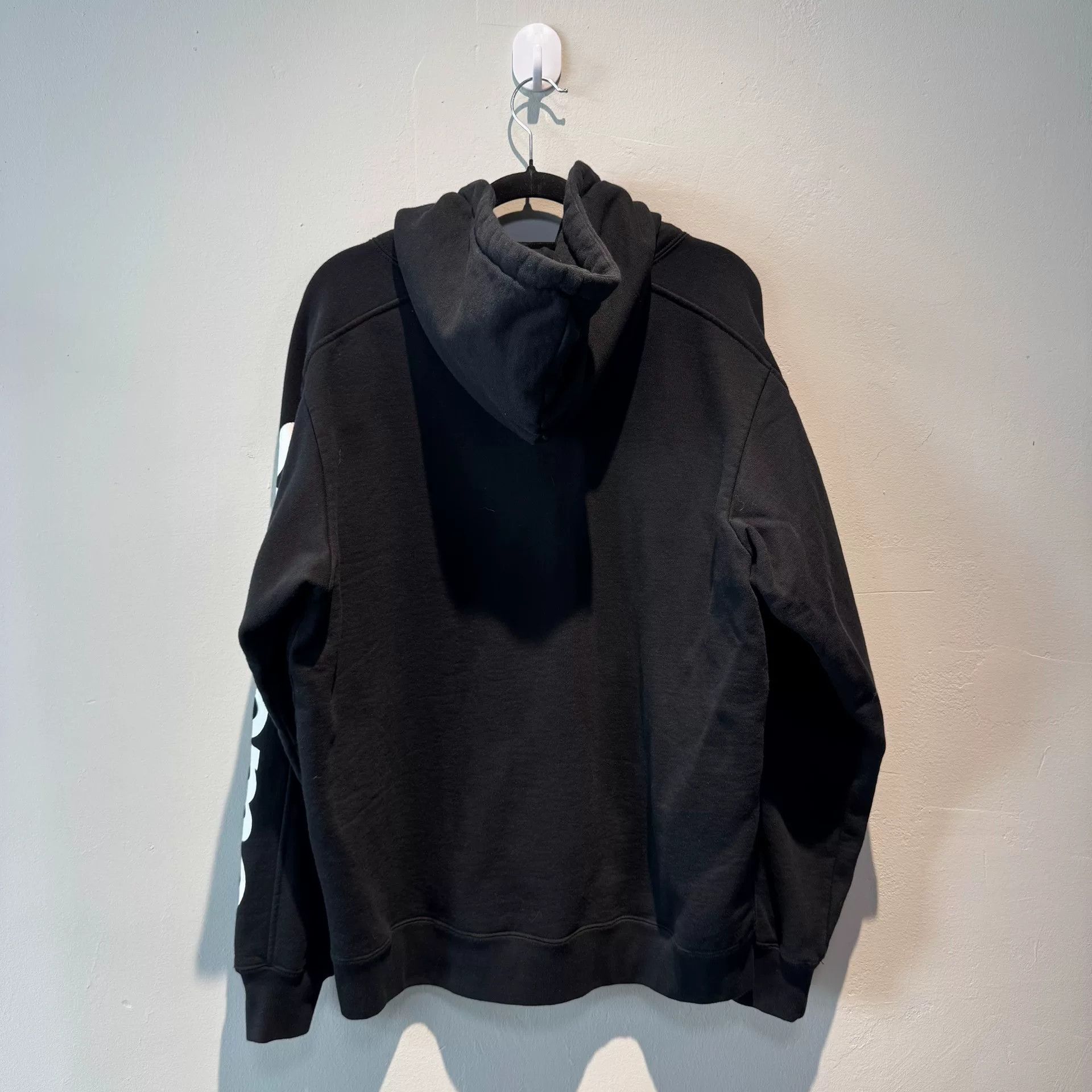 Supreme Supreme Black Hoodie for Sale Size US M / EU 48-50 / 2 - 5 Thumbnail