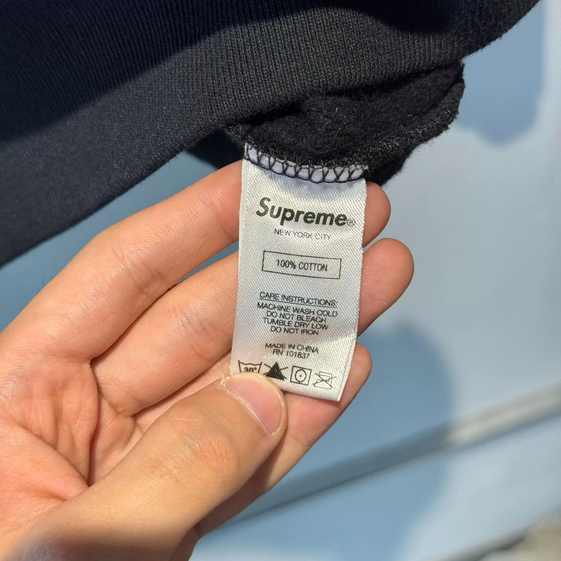 Supreme Supreme Black Hoodie for Sale Size US M / EU 48-50 / 2 - 3 Thumbnail
