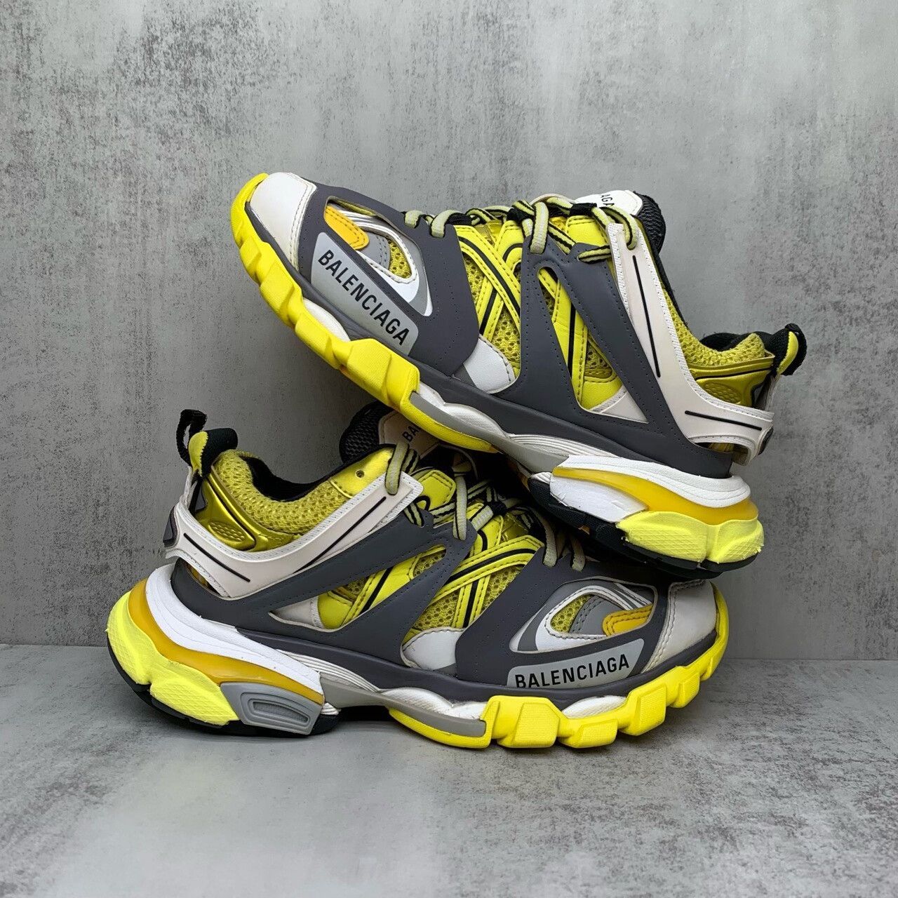 Balenciaga Balenciaga Track Sneakers in Gray Yellow Size US 5 / EU 37 - 2 Thumbnail