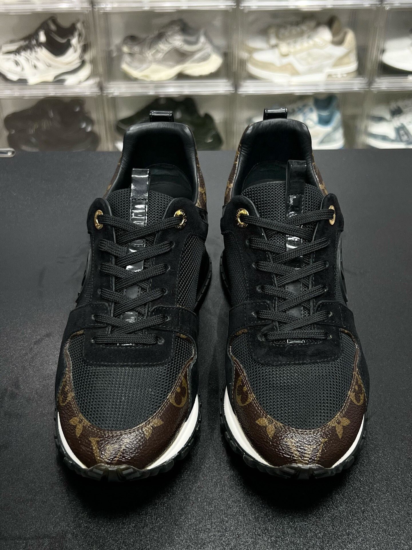 Louis Vuitton LV Run Away Suede Sneakers Black Size US 5 / EU 37 - 2 Thumbnail