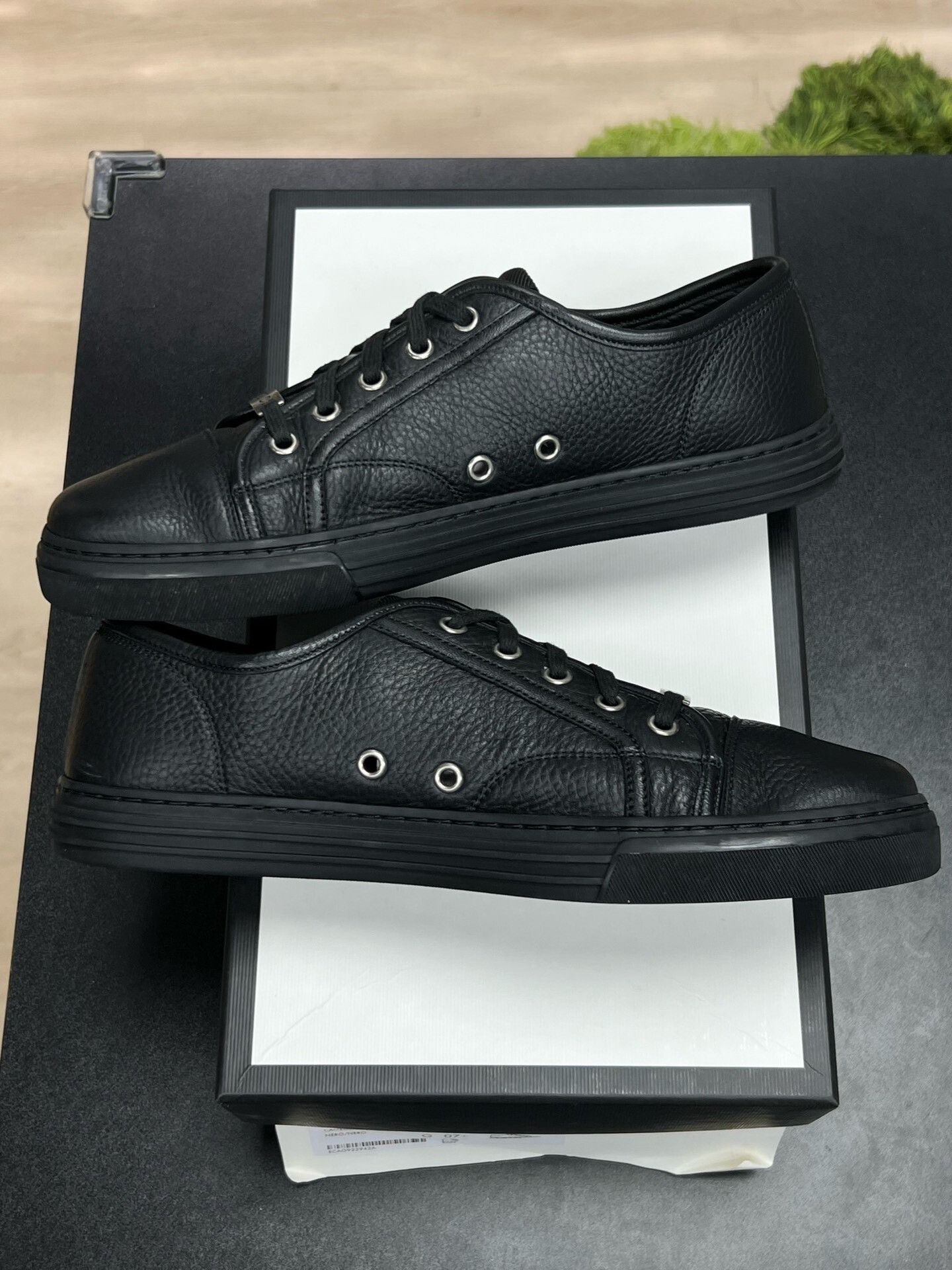 Gucci Gucci Black Low-Top Sneakers Size 41.5 Size US 8.5 / EU 41-42 - 6 Thumbnail