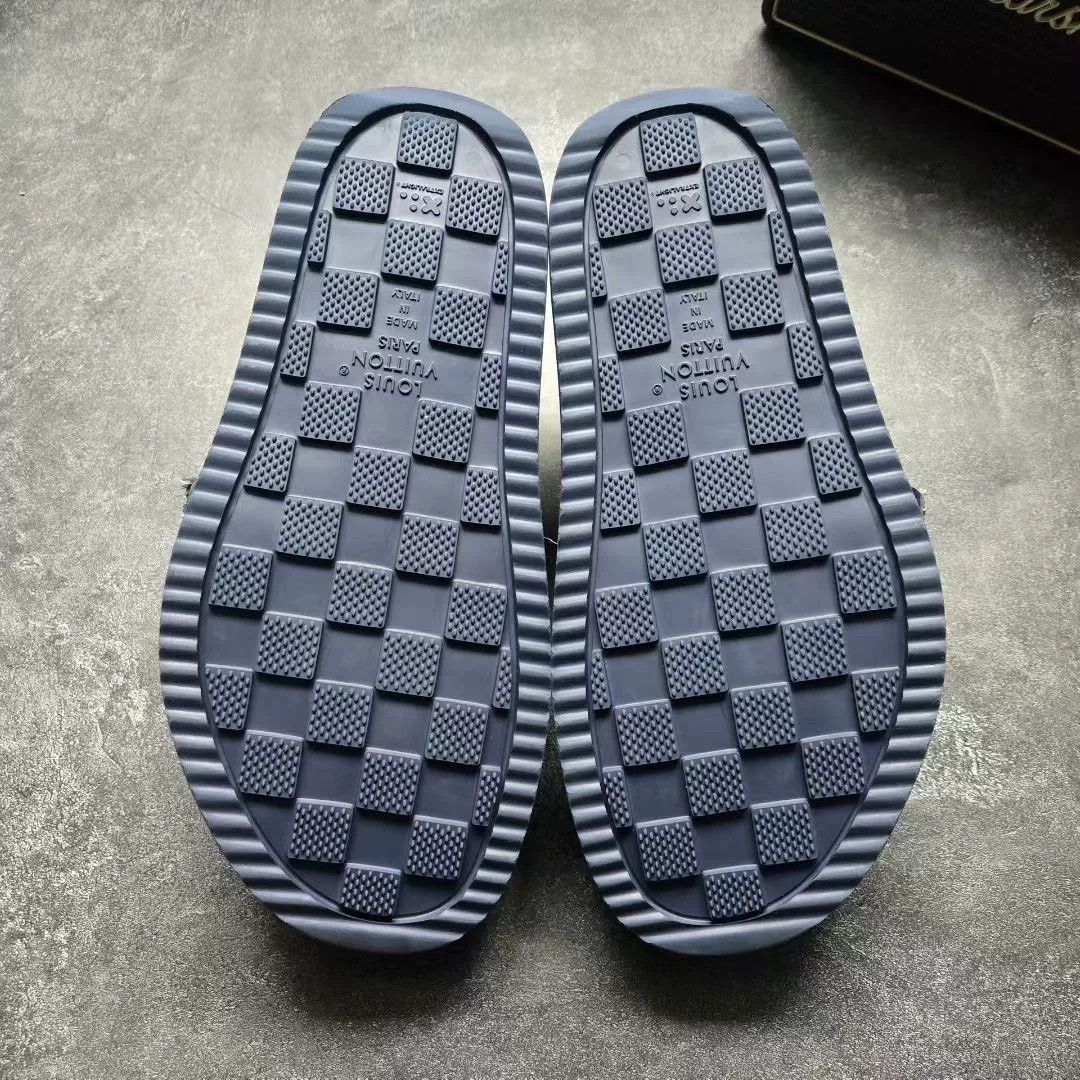 Louis Vuitton Louis Vuitton NIGO Easy Boro Denim Slippers Size US 7 / EU 40 - 8 Thumbnail