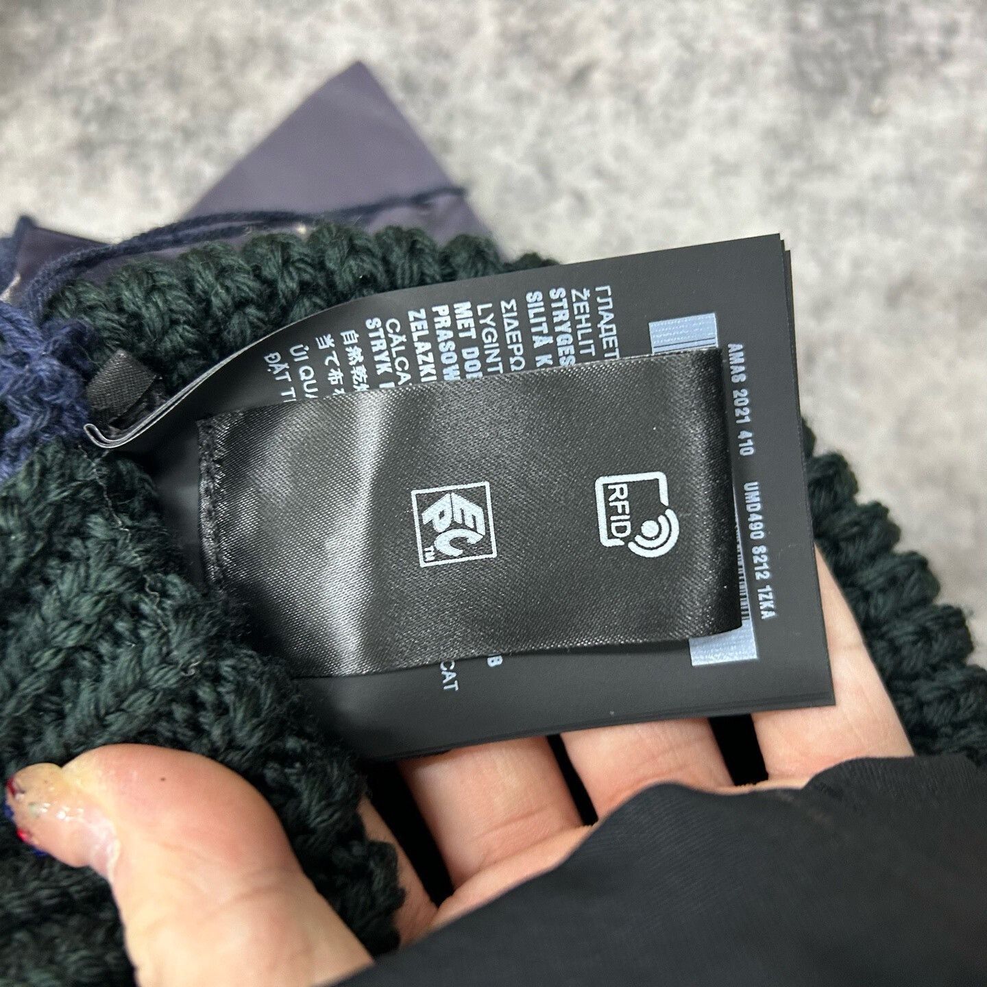 Prada Prada Pocket Knit Hat Size ONE SIZE - 2 Thumbnail