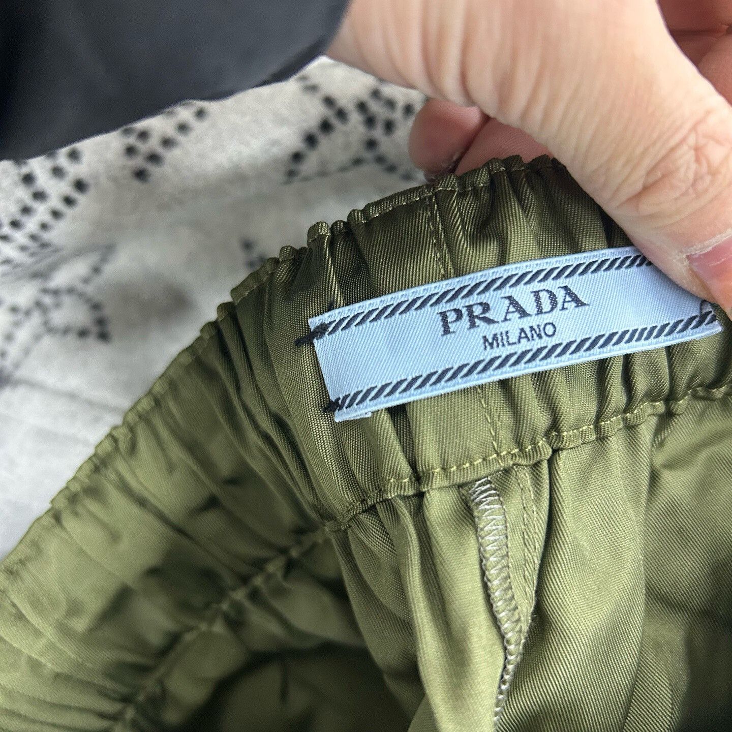 Prada Prada Triangle Logo Nylon Shorts Size US 36 / EU 52 - 4 Thumbnail