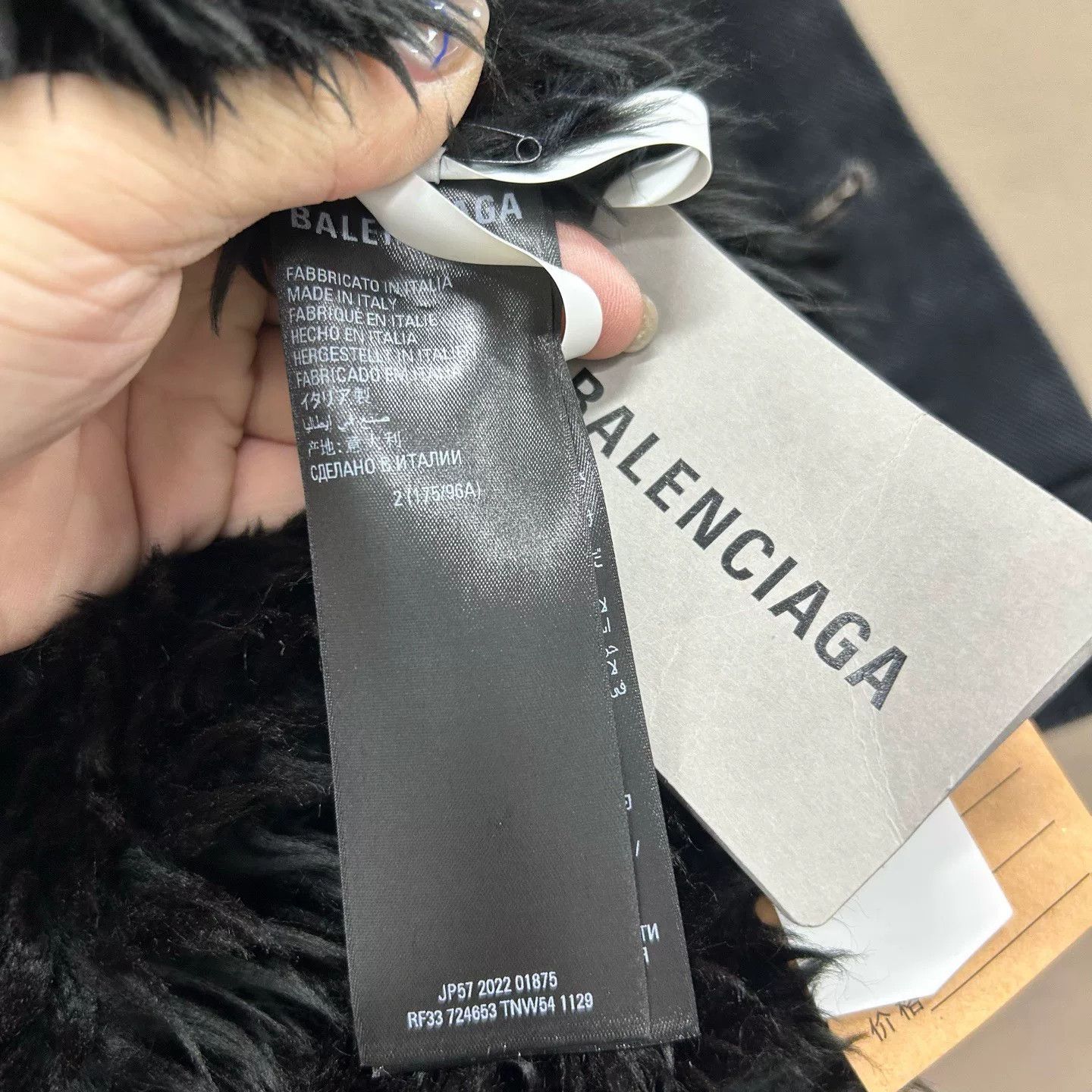 Balenciaga Balenciaga Black Casual Fur Jacket Size M / US 6-8 / IT 42-44 - 4 Thumbnail