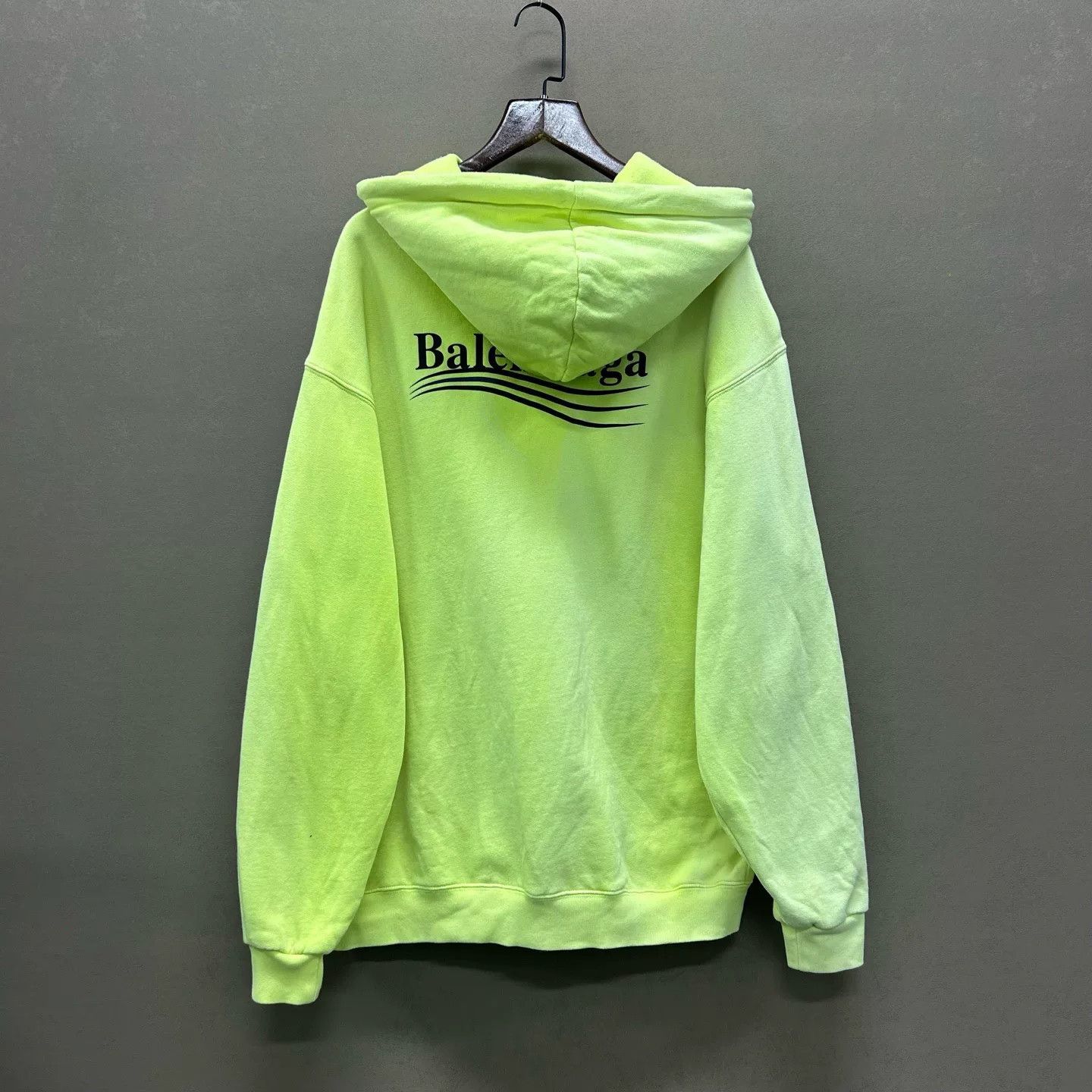 Balenciaga Balenciaga Neon Yellow Hoodie Sweater Size US XS / EU 42 / 0 - 2 Thumbnail