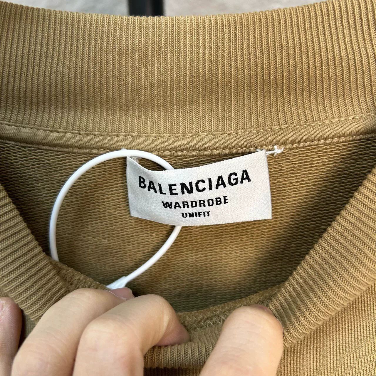 Balenciaga Balenciaga Khaki Embroidered Sweatshirt XS Size XS / US 0-2 / IT 36-38 - 3 Thumbnail