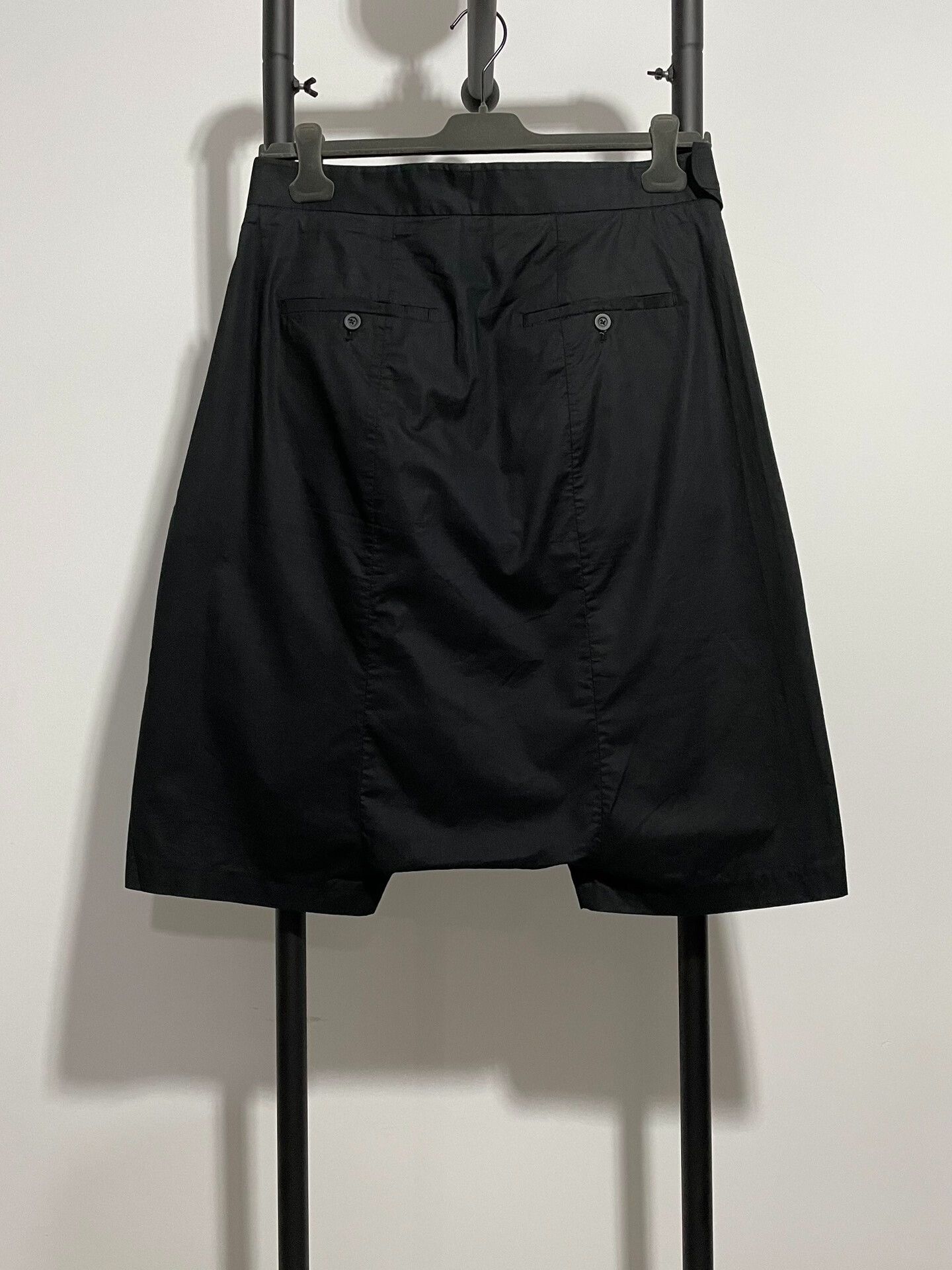 Rick Owens Rick Owens RO Asymmetrical Shorts Size US 32 / EU 48 - 2 Thumbnail