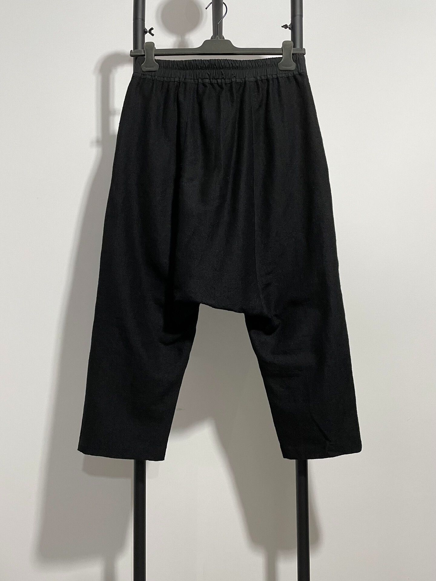 Rick Owens Rick Owens Black Cropped Pants Size US 34 / EU 50 - 2 Thumbnail