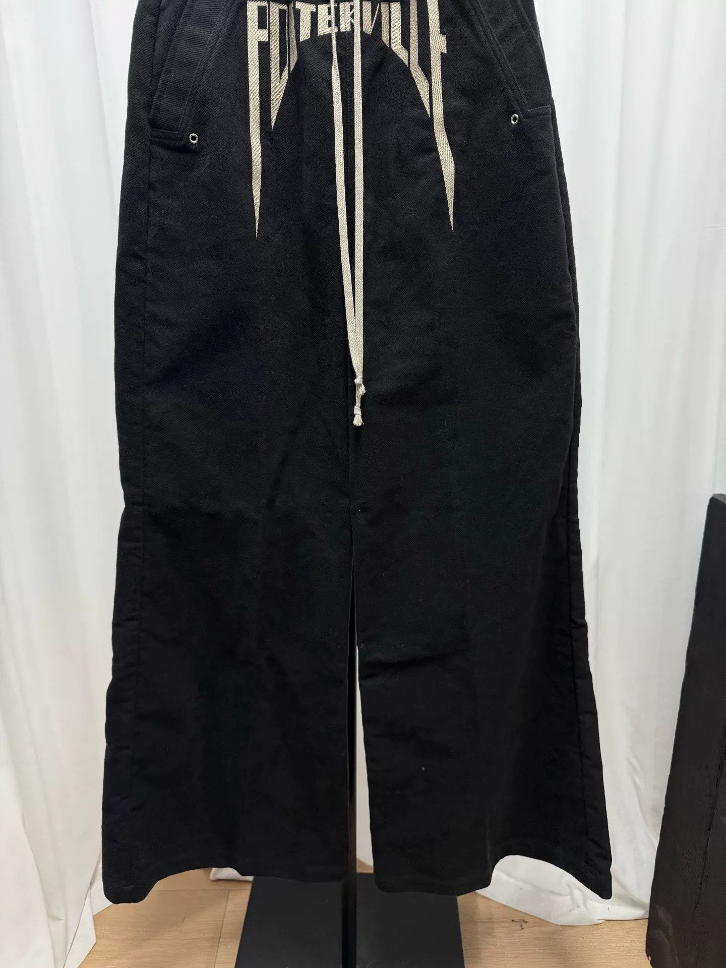 Rick Owens Rick Owens Embroidered Flared Trousers Size US 28 / EU 44 - 3 Thumbnail