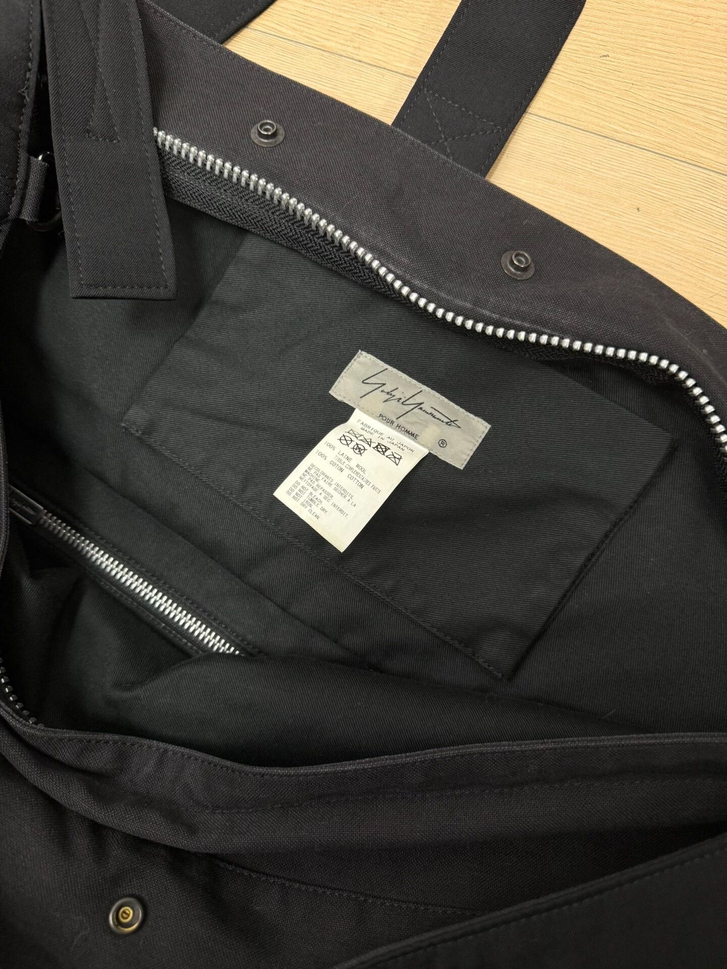 Yohji Yamamoto Yohji Yamamoto Black Wool Messenger Bag Size ONE SIZE - 7 Thumbnail
