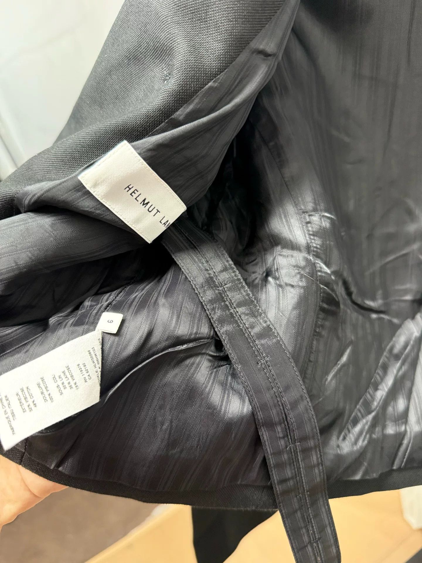 Helmut Lang Short Black Wool Suit Jacket Size US S / EU 44-46 / 1 - 8 Thumbnail
