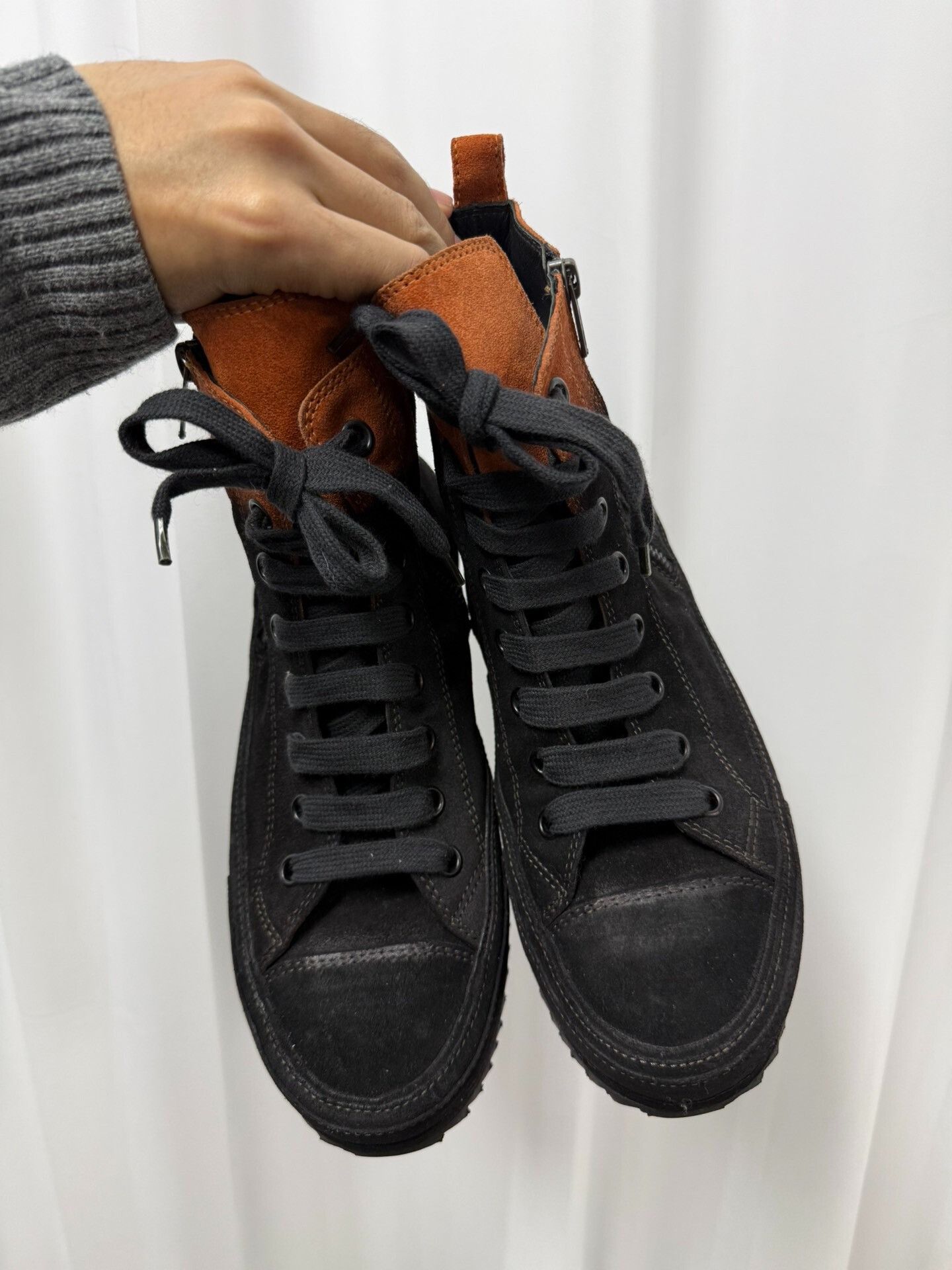 Ann Demeulemeester Ann Demeulemeester Black Suede Sneakers Size US 8 / EU 41 - 2 Thumbnail