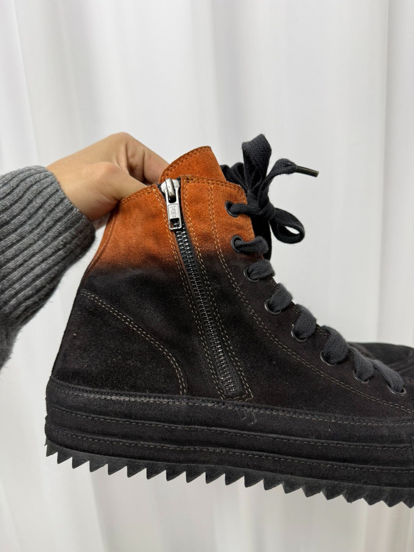 Ann Demeulemeester Ann Demeulemeester Black Suede Sneakers Size US 8 / EU 41 - 3 Thumbnail