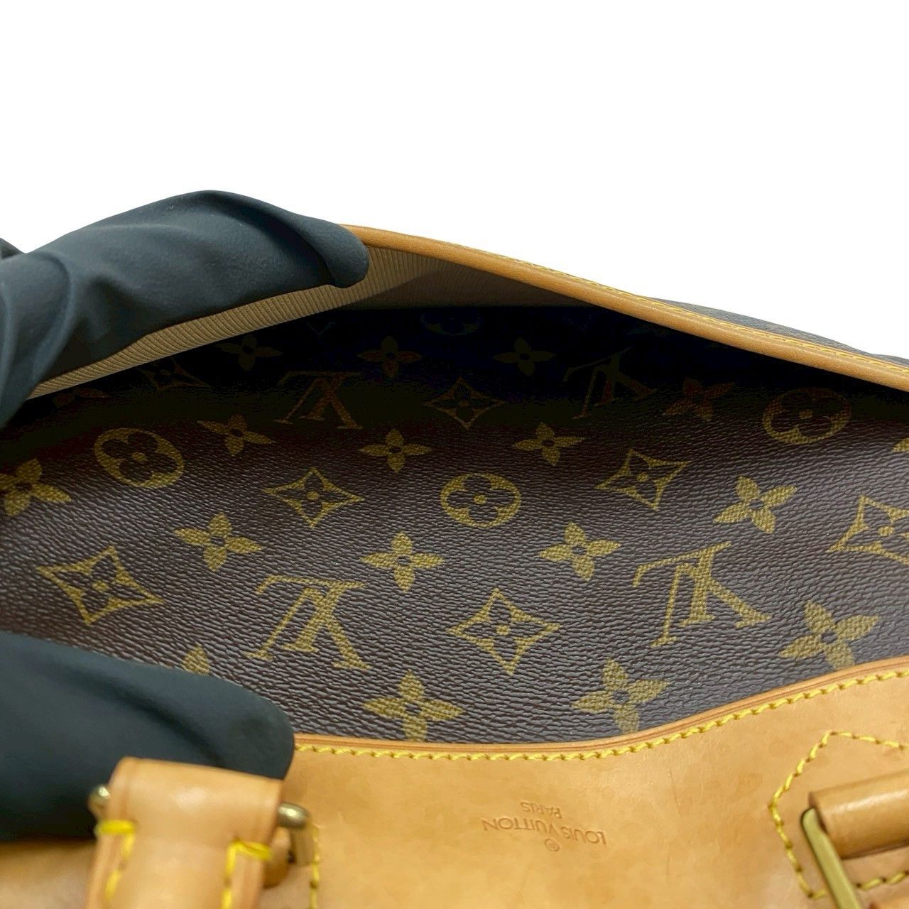 Louis Vuitton Louis Vuitton Louis Vuitton Deauville Monogram Handbag Textile Handbag DUTY FREE for USA Size ONE SIZE - 11 Thumbnail