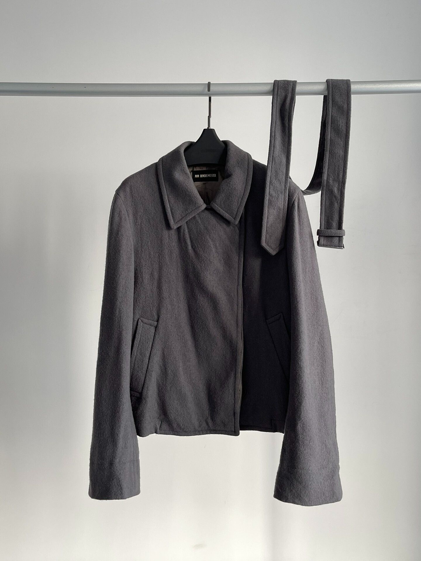 Ann Demeulemeester Short Belted Jacket by Ann Demeulemeester Size US L / EU 52-54 / 3 - 4 Thumbnail