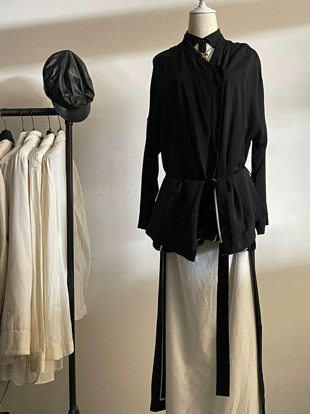 Helmut Lang Helmut Lang Black Trench Coat Jacket Size M / US 6-8 / IT 42-44 - 6 Thumbnail