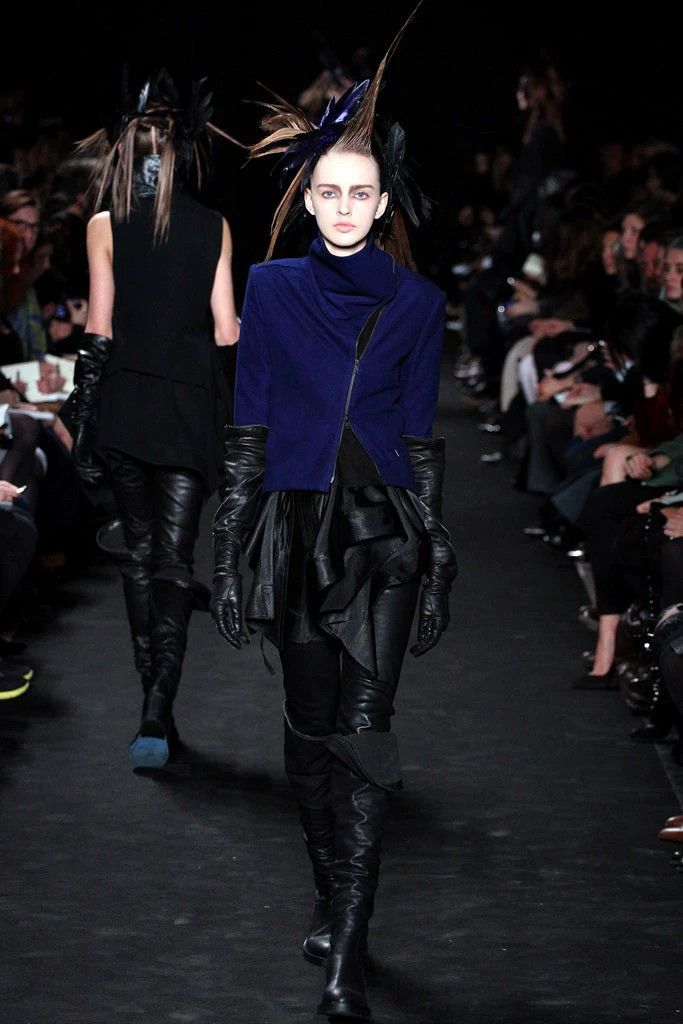 Ann Demeulemeester Ann Demeulemeester Suede Spiraled Zip Jacket Size S / US 4 / IT 40 - 9 Thumbnail