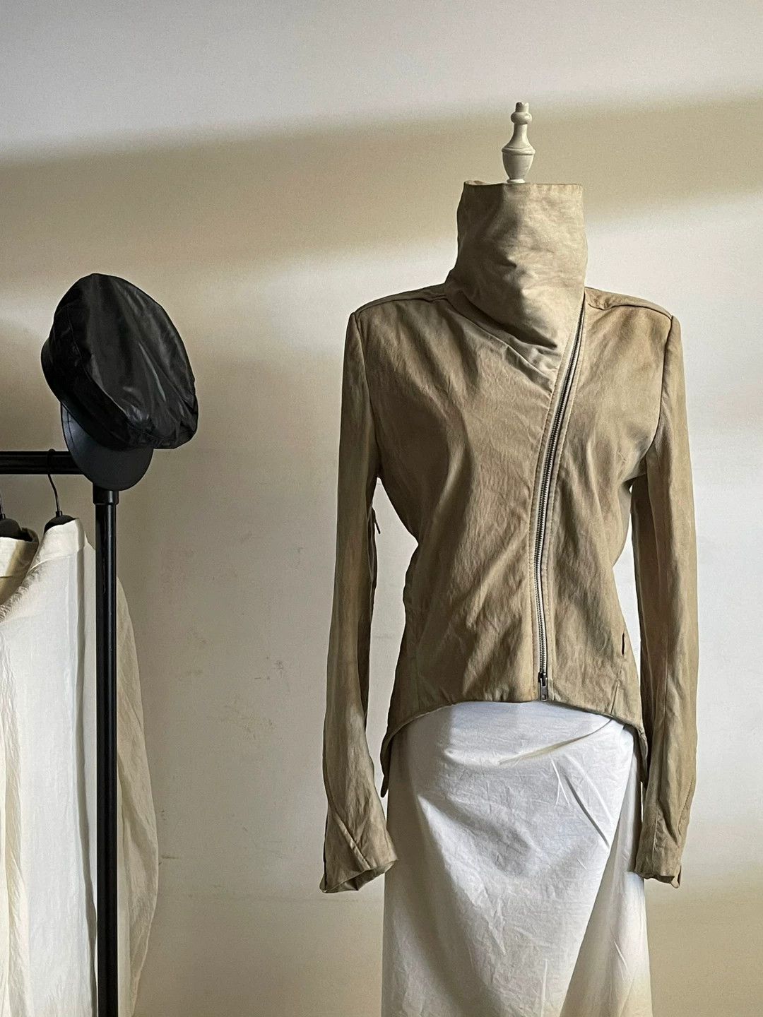 Ann Demeulemeester Ann Demeulemeester Suede Spiraled Zip Jacket Size S / US 4 / IT 40 - 5 Thumbnail