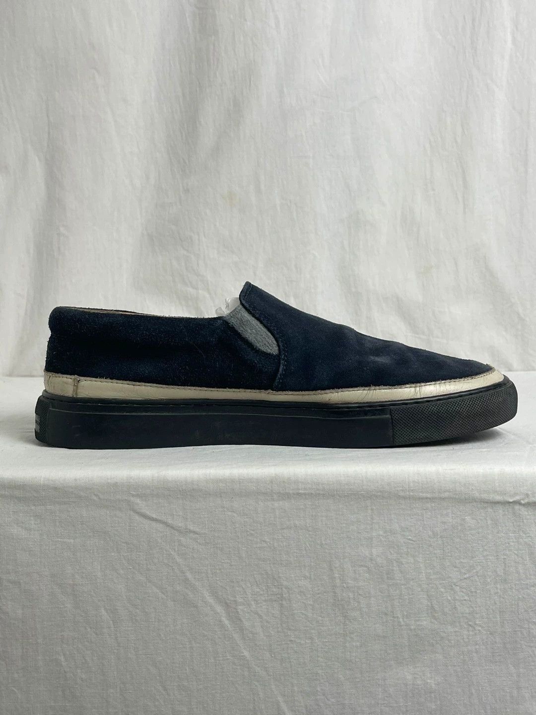 Dries Van Noten Dries Van Noten Suede Slip-On Sneakers Size US 7 / EU 40 - 2 Thumbnail
