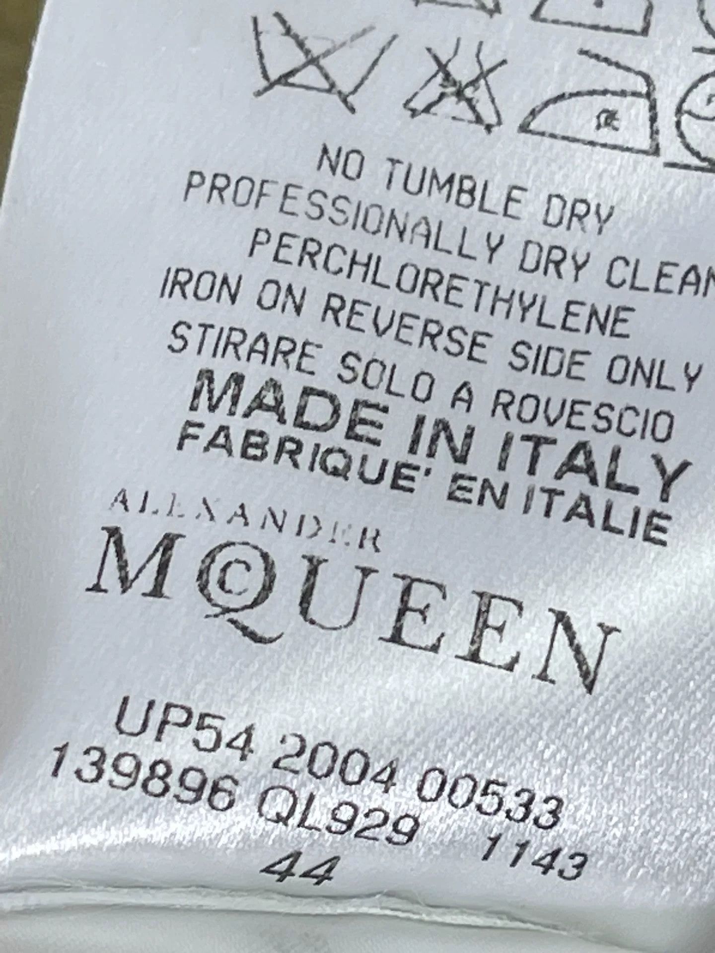 Alexander McQueen Alexander McQueen Short Sleeve T-Shirt Size US S / EU 44-46 / 1 - 5 Thumbnail