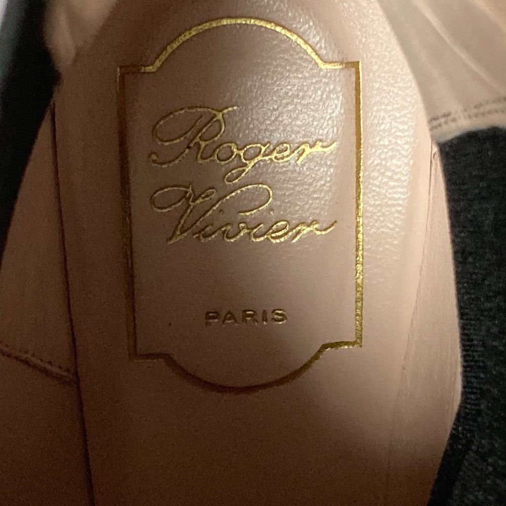 Roger Vivier Roger Vivier Roger Vivier Très Vivier Patent Chelsea Boots Leather Shoes DUTY FREE for USA Size ONE SIZE - 8 Thumbnail