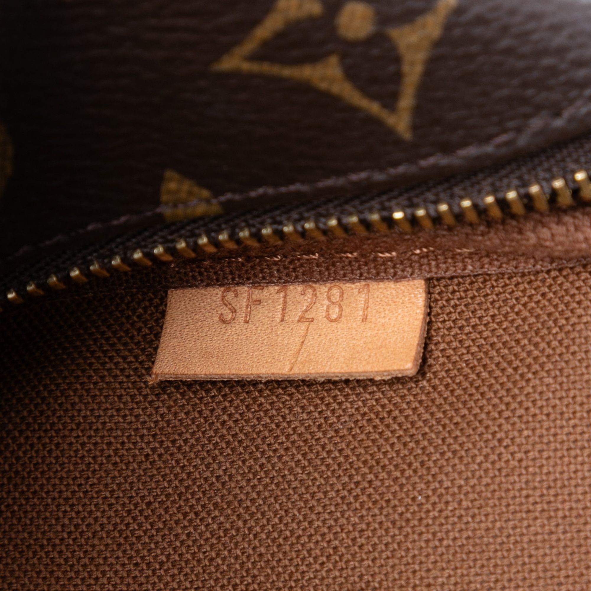 Louis Vuitton Louis Vuitton Monogram Mini Pochette Accessoires Size ONE SIZE - 6 Thumbnail
