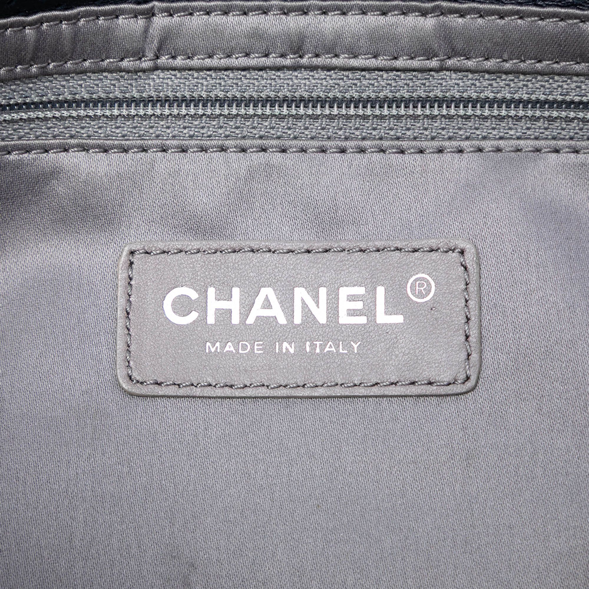 Chanel Chanel Small Reissue Perforated Calfskin Drill Flap Size ONE SIZE - 5 Thumbnail