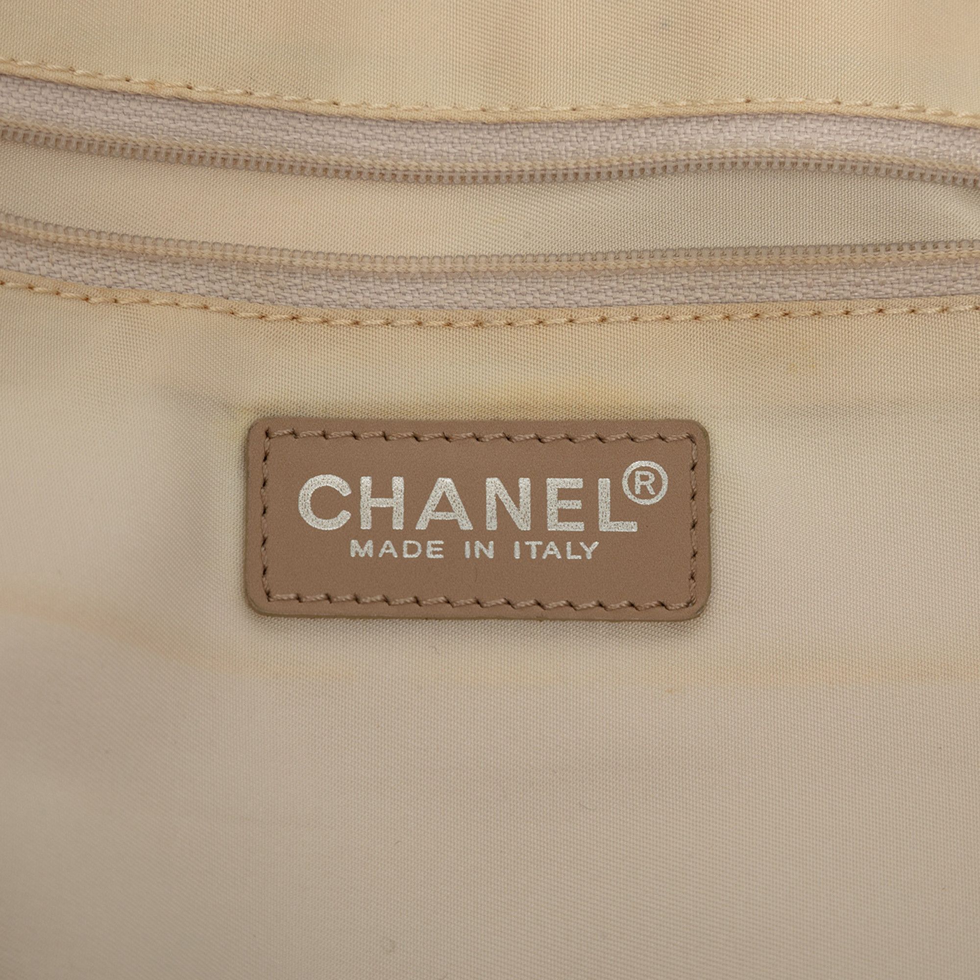 Chanel Chanel New Travel Line Nylon Tote Size ONE SIZE - 5 Thumbnail