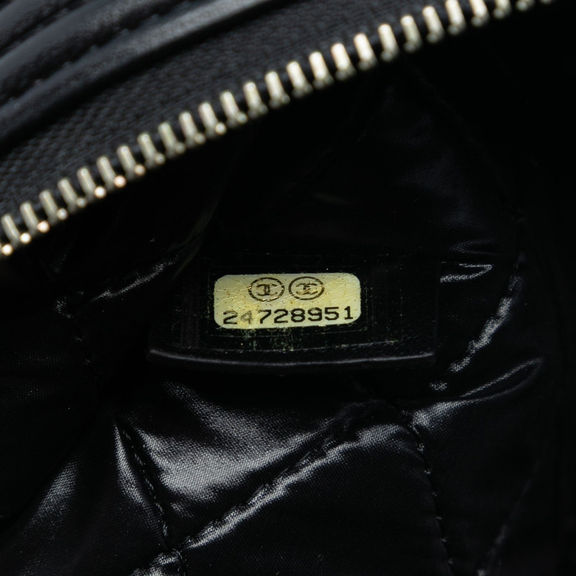 Chanel Chanel Medium Quilted Lambskin Boy O Case Clutch Size ONE SIZE - 6 Thumbnail