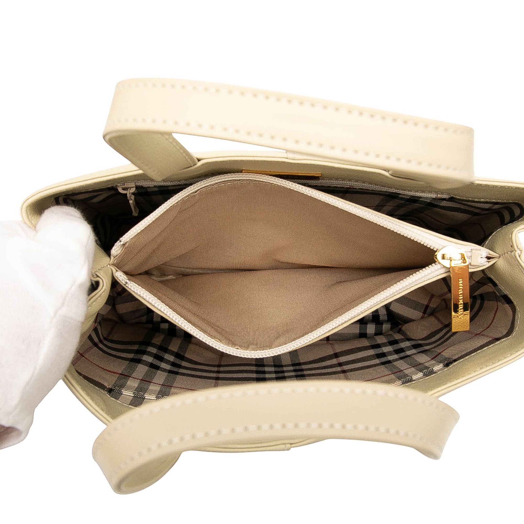 Burberry Burberry Leather Handbag Size ONE SIZE - 4 Thumbnail