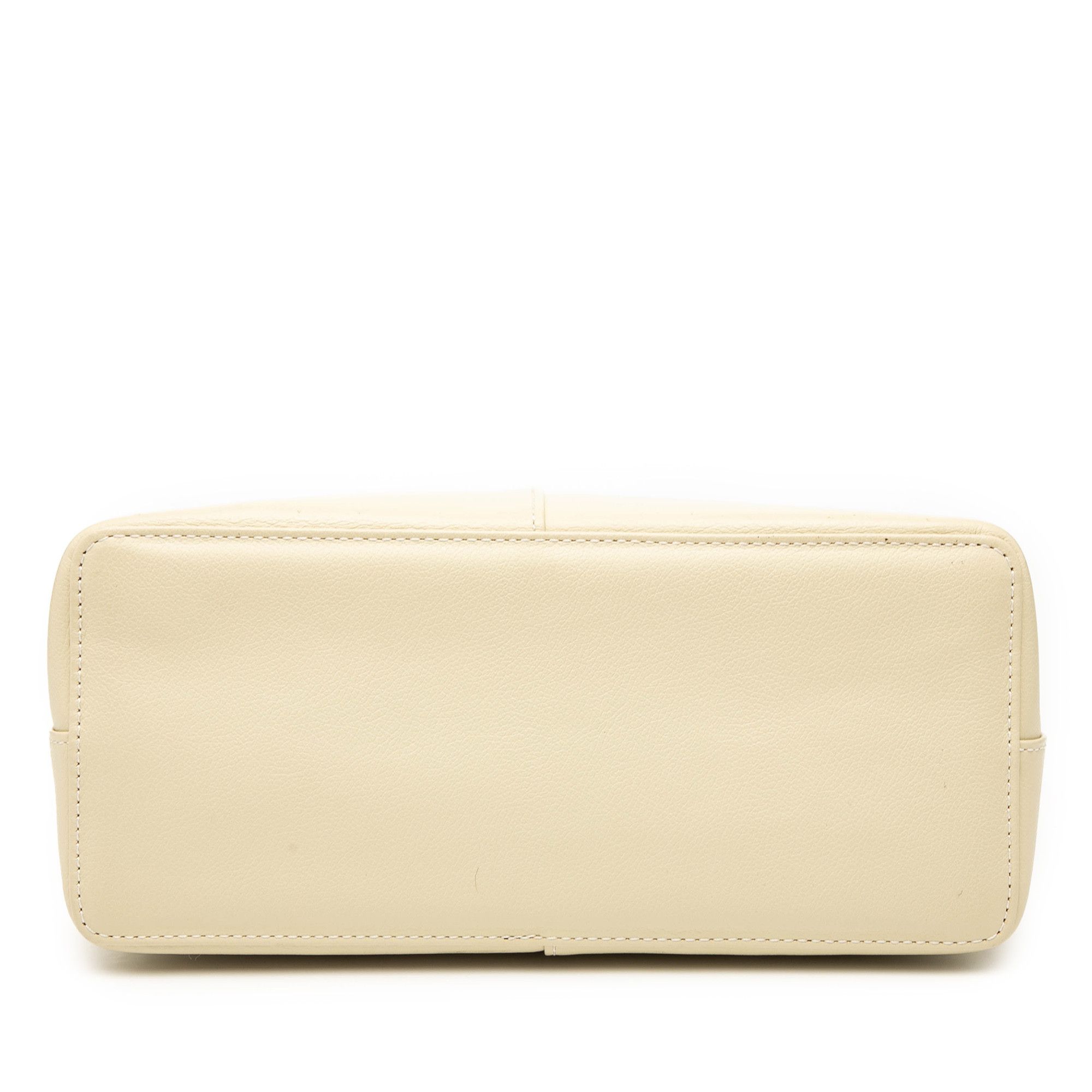 Burberry Burberry Leather Handbag Size ONE SIZE - 3 Thumbnail