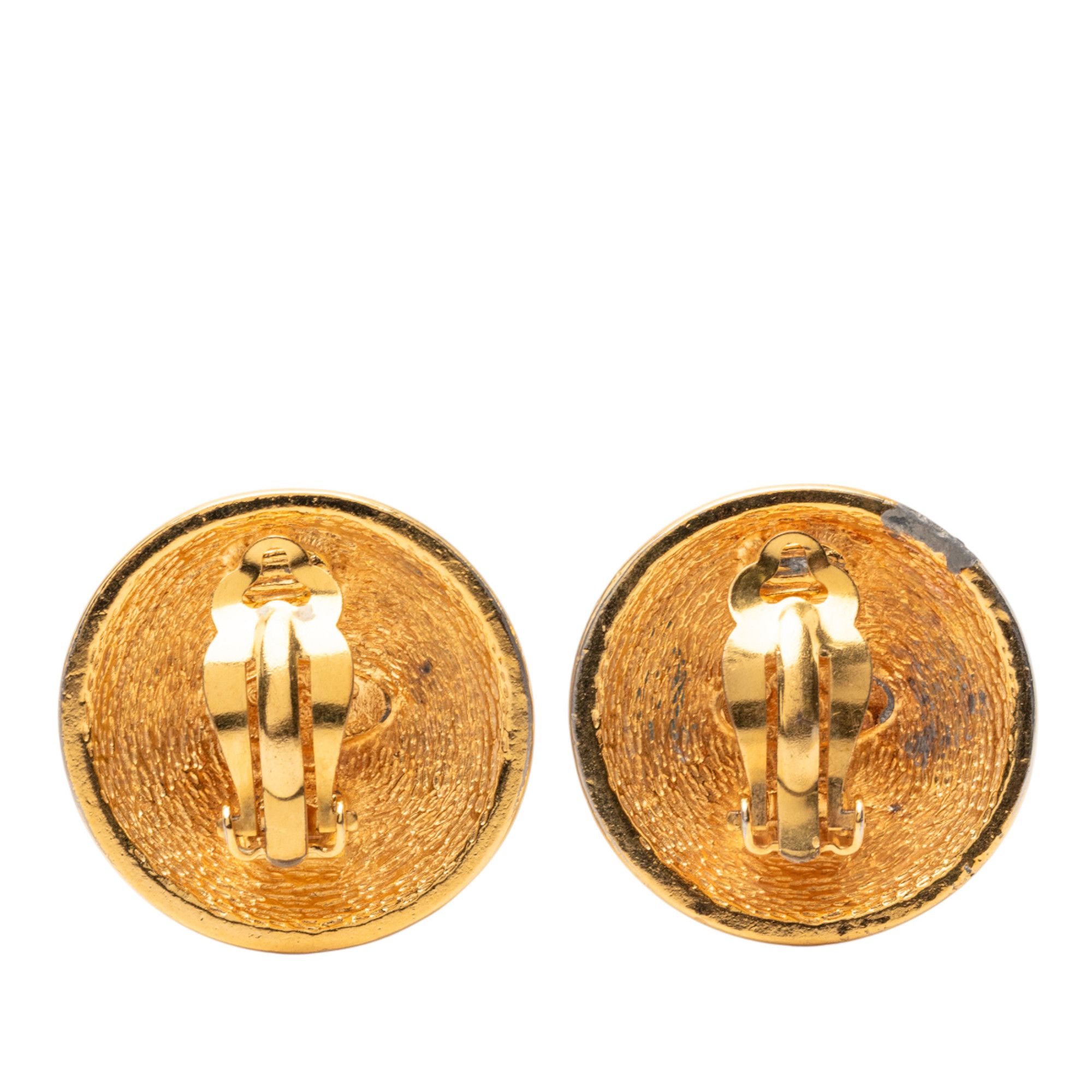 Chanel Chanel Gold Plated CC Quilted Round Clip On Earrings Size ONE SIZE - 2 Thumbnail