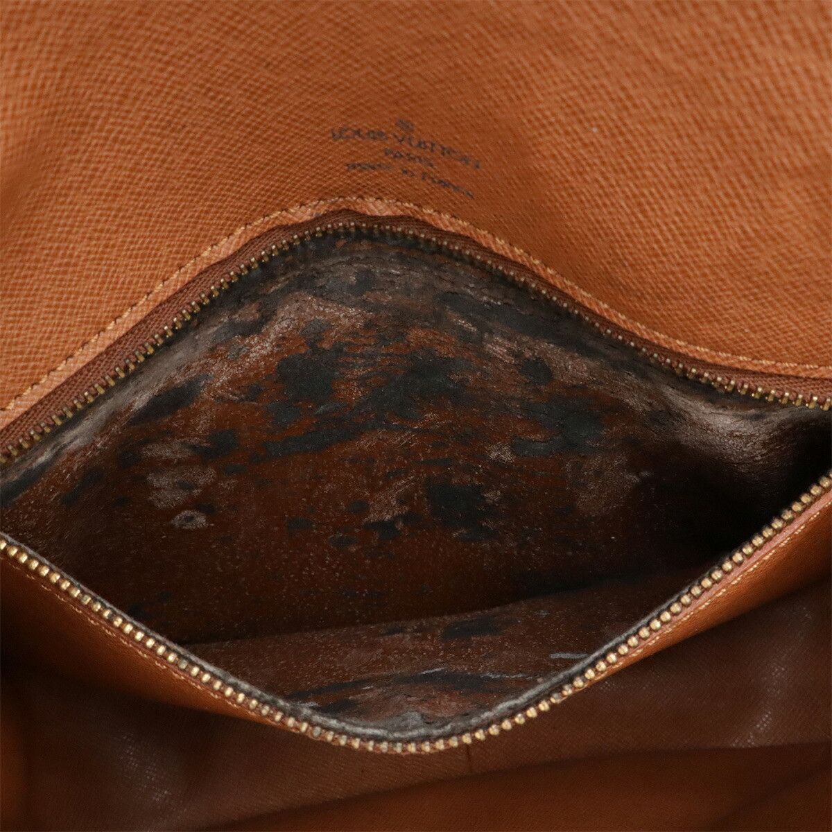 Louis Vuitton Louis Vuitton Louis Vuitton Saint Cloud Monogram Shoulder Bag Textile Shoulder Bag M51242 DUTY FREE for USA Size ONE SIZE - 8 Thumbnail