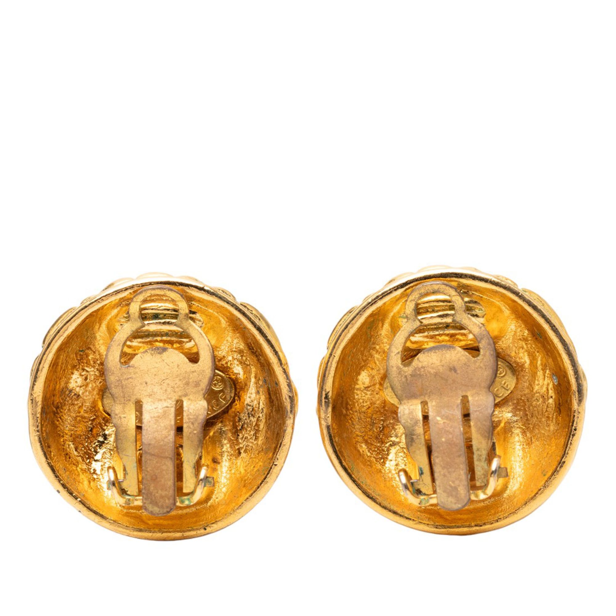 Chanel Chanel Gold Plated CC Quilted Round Clip On Earrings Size ONE SIZE - 2 Thumbnail