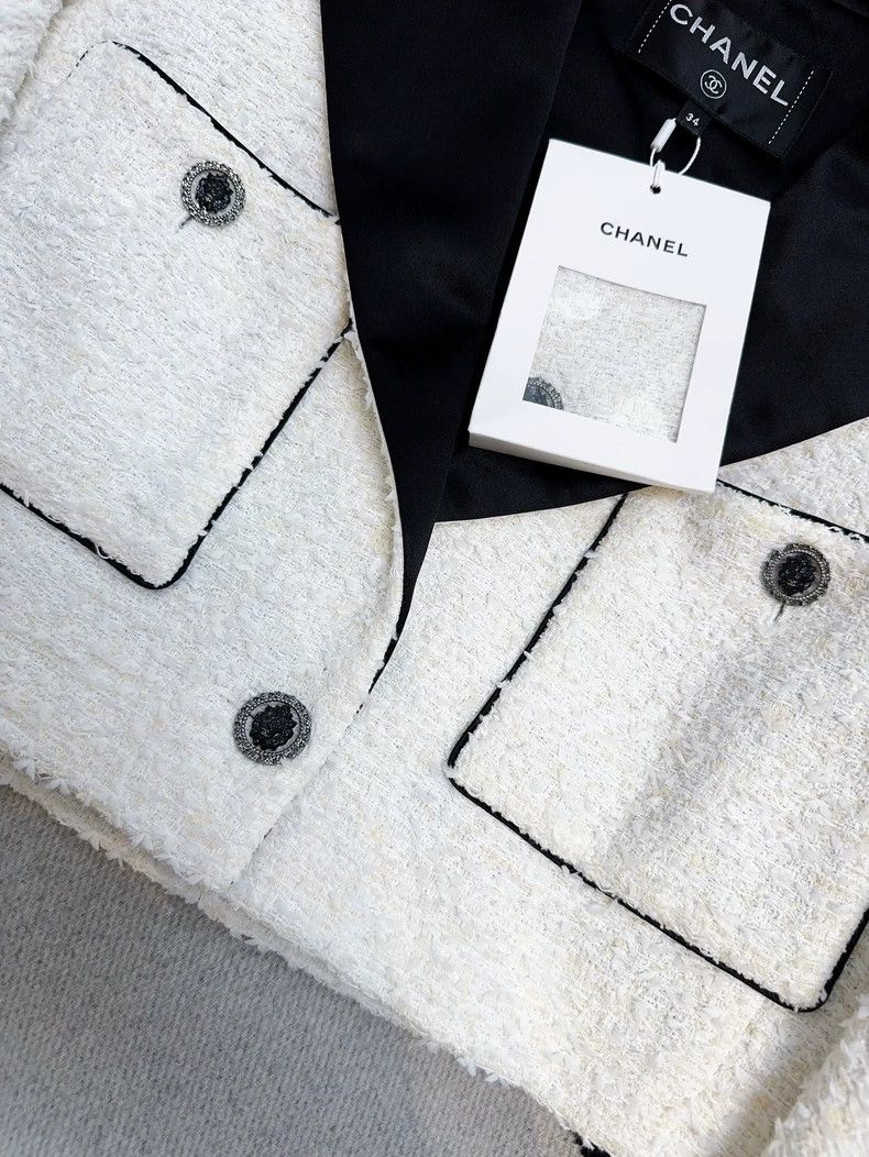 Chanel Chanel Black White Short Jacket Size S / US 4 / IT 40 - 3 Thumbnail