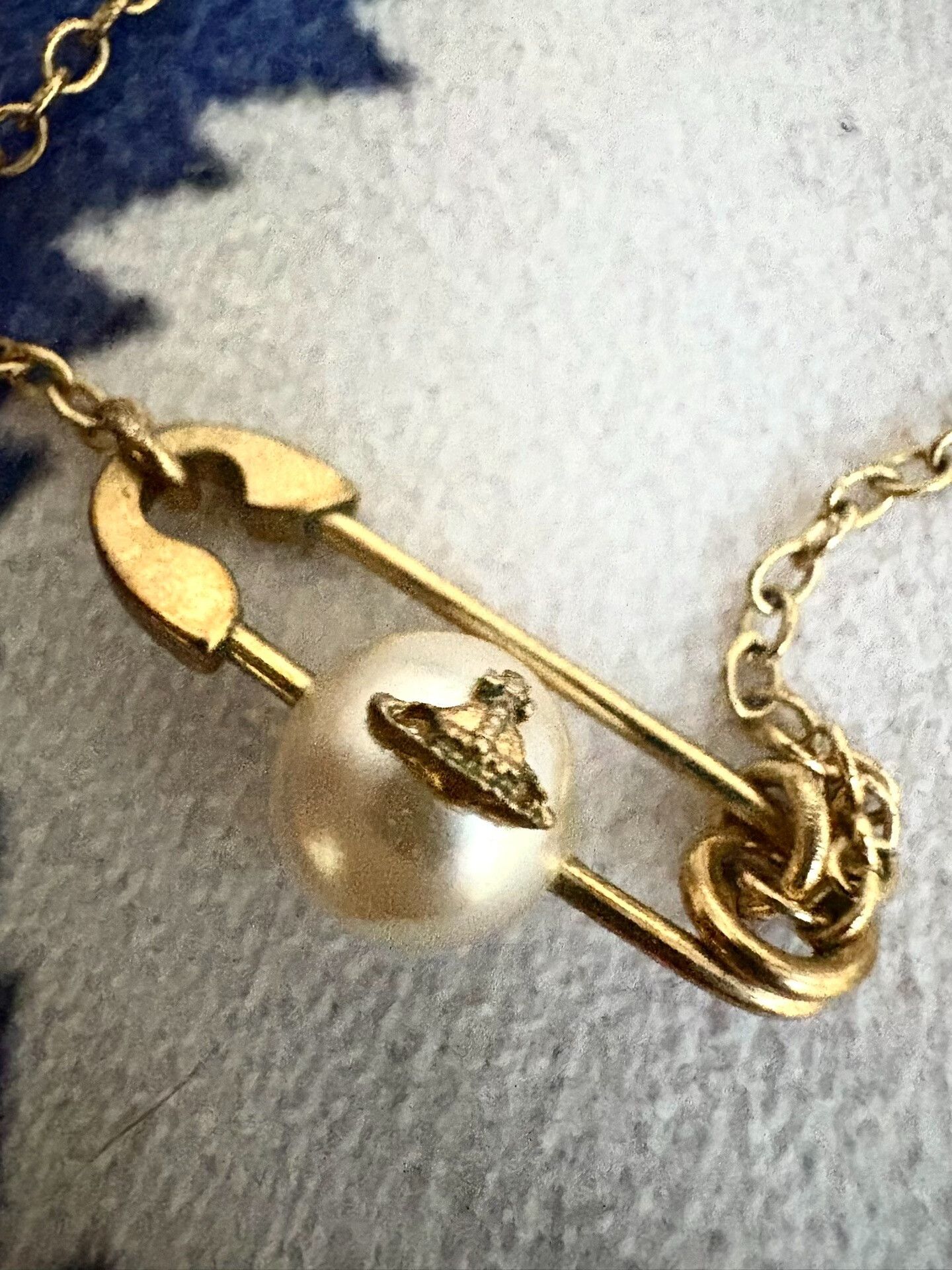 Vivienne Westwood Vivienne Westwood Gold Saturn Brooch Necklace Size ONE SIZE - 8 Thumbnail