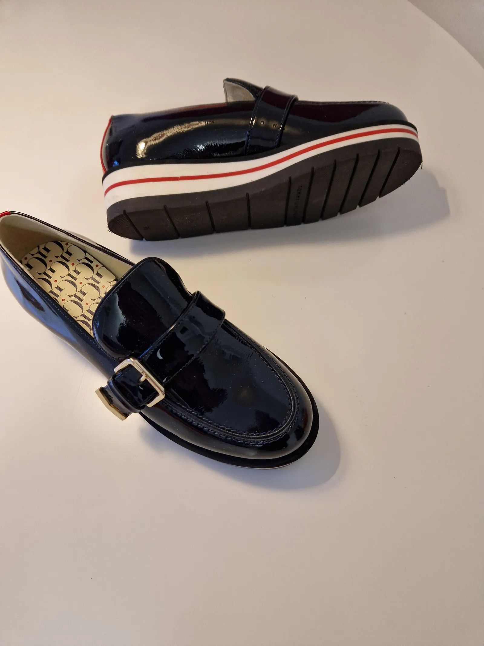 Tommy Hilfiger Tommy Hilfiger Loafers Size US 6 / IT 36 - 3 Thumbnail