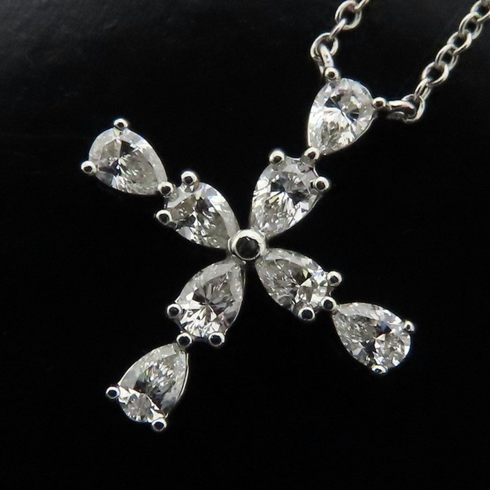 Harry Winston Harry Winston Pear-Shaped Mini Cross Necklace with Diamonds in Pt950 Platinum for Women, PEDPREMCPM 294798 Size ONE SIZE - 6 Thumbnail