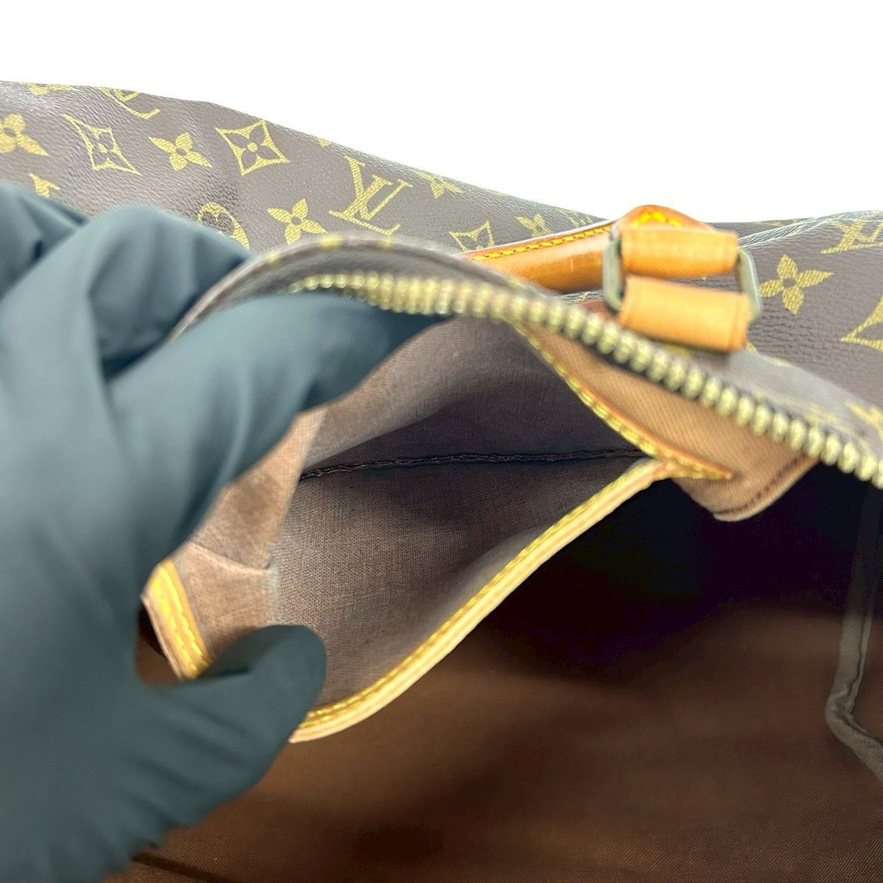 Louis Vuitton Louis Vuitton Louis Vuitton Speedy Monogram Leather Handbag Textile Handbag DUTY FREE for USA Size ONE SIZE - 11 Thumbnail