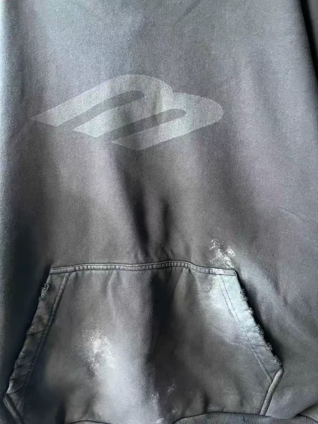 Balenciaga balenciaga 3b paint splash distressed hoodie Size US XL / EU 56 / 4 - 6 Thumbnail